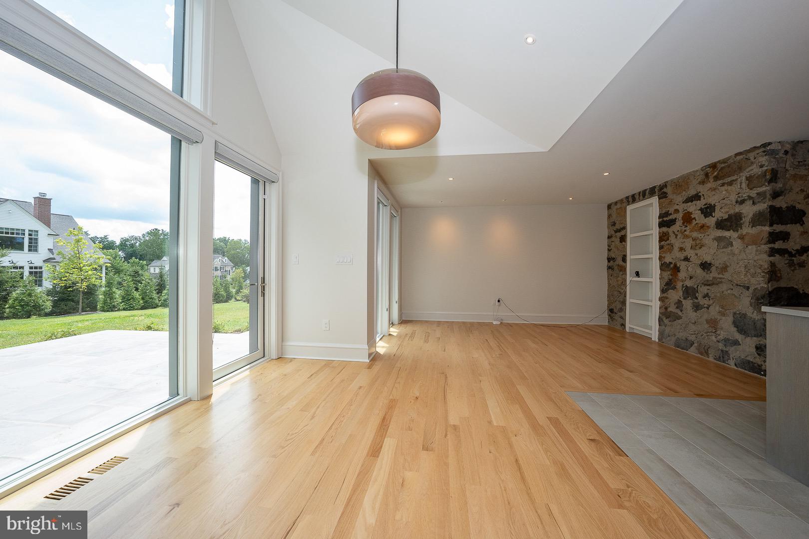 ARDROSSAN - Residential Lease