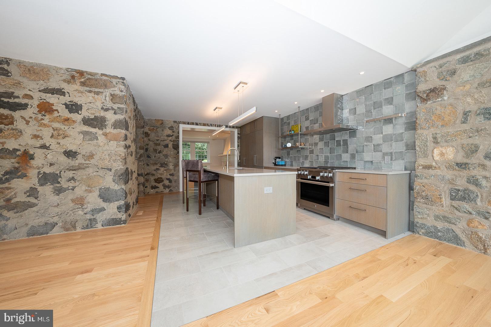 ARDROSSAN - Residential Lease