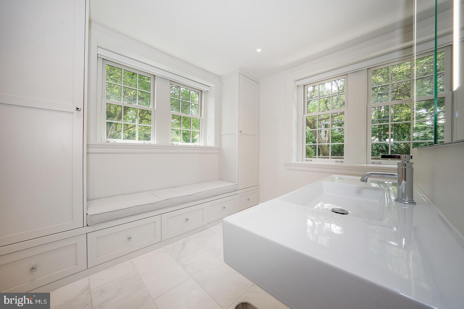 ARDROSSAN - Residential Lease