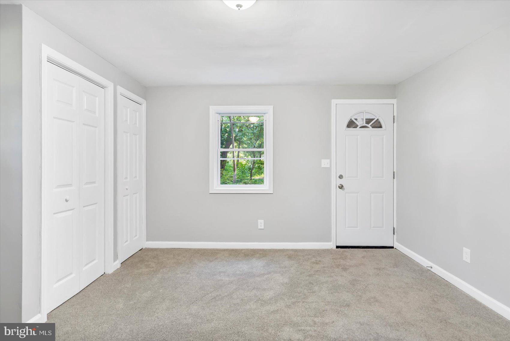 OAKLYN MANOR - Residential