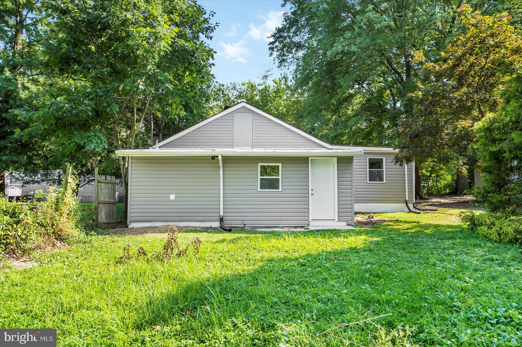 OAKLYN MANOR - Residential