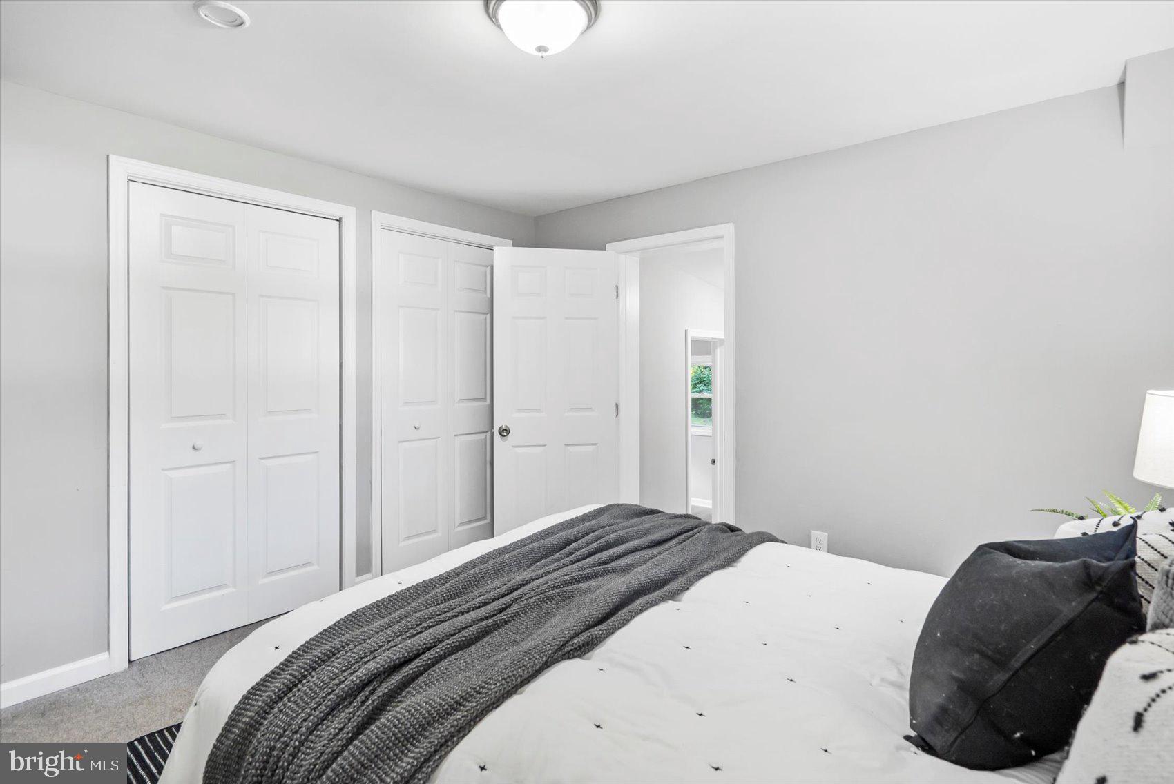 OAKLYN MANOR - Residential