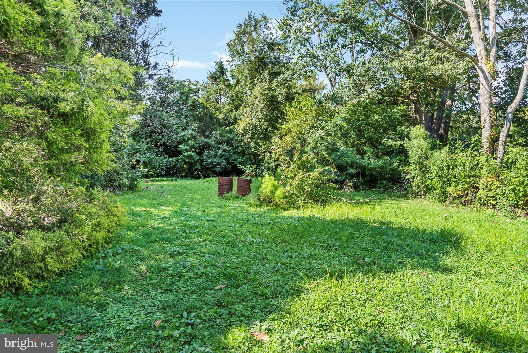 OAKLYN MANOR - Residential