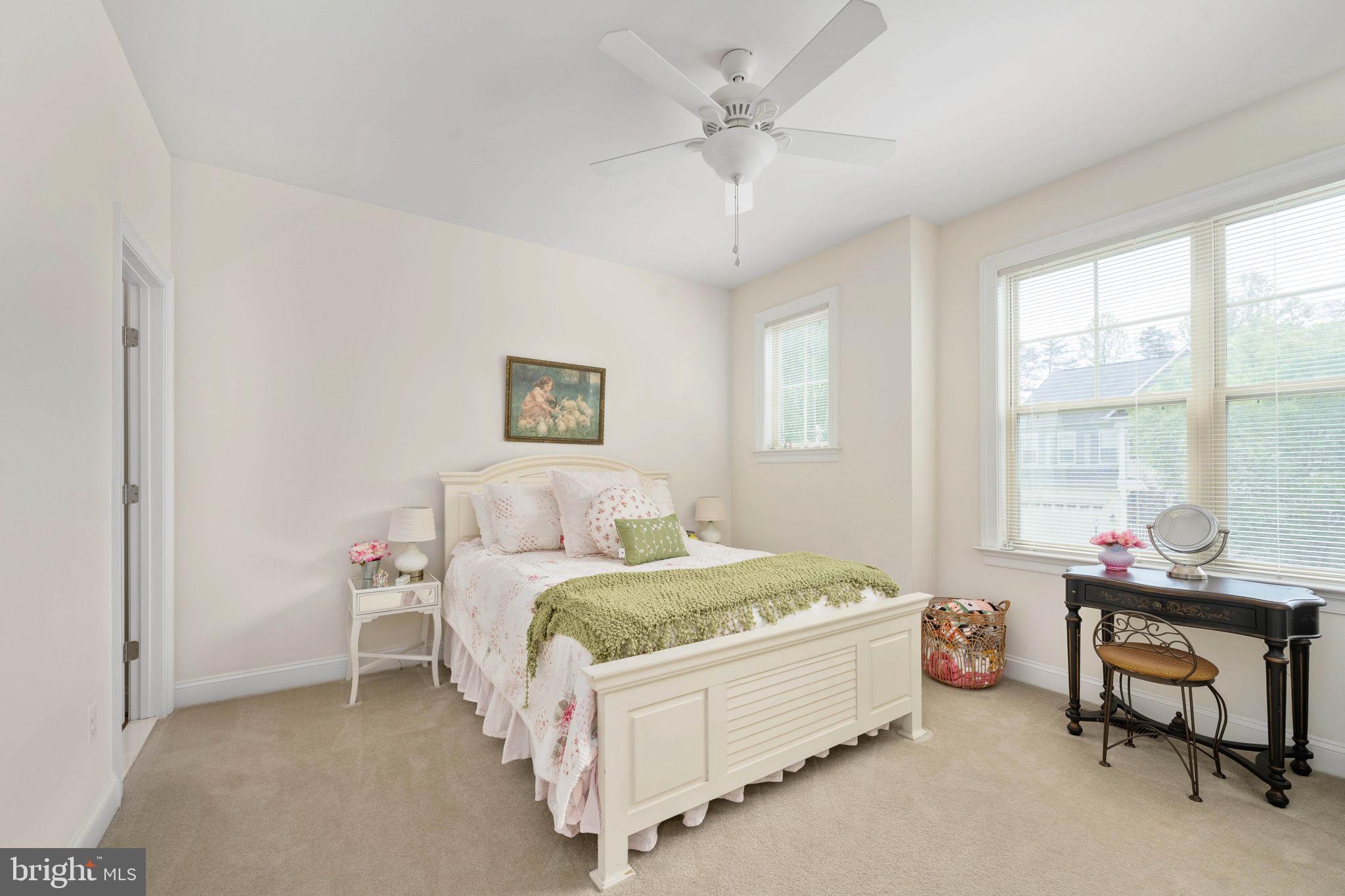 LIBERTY MANOR - Residential