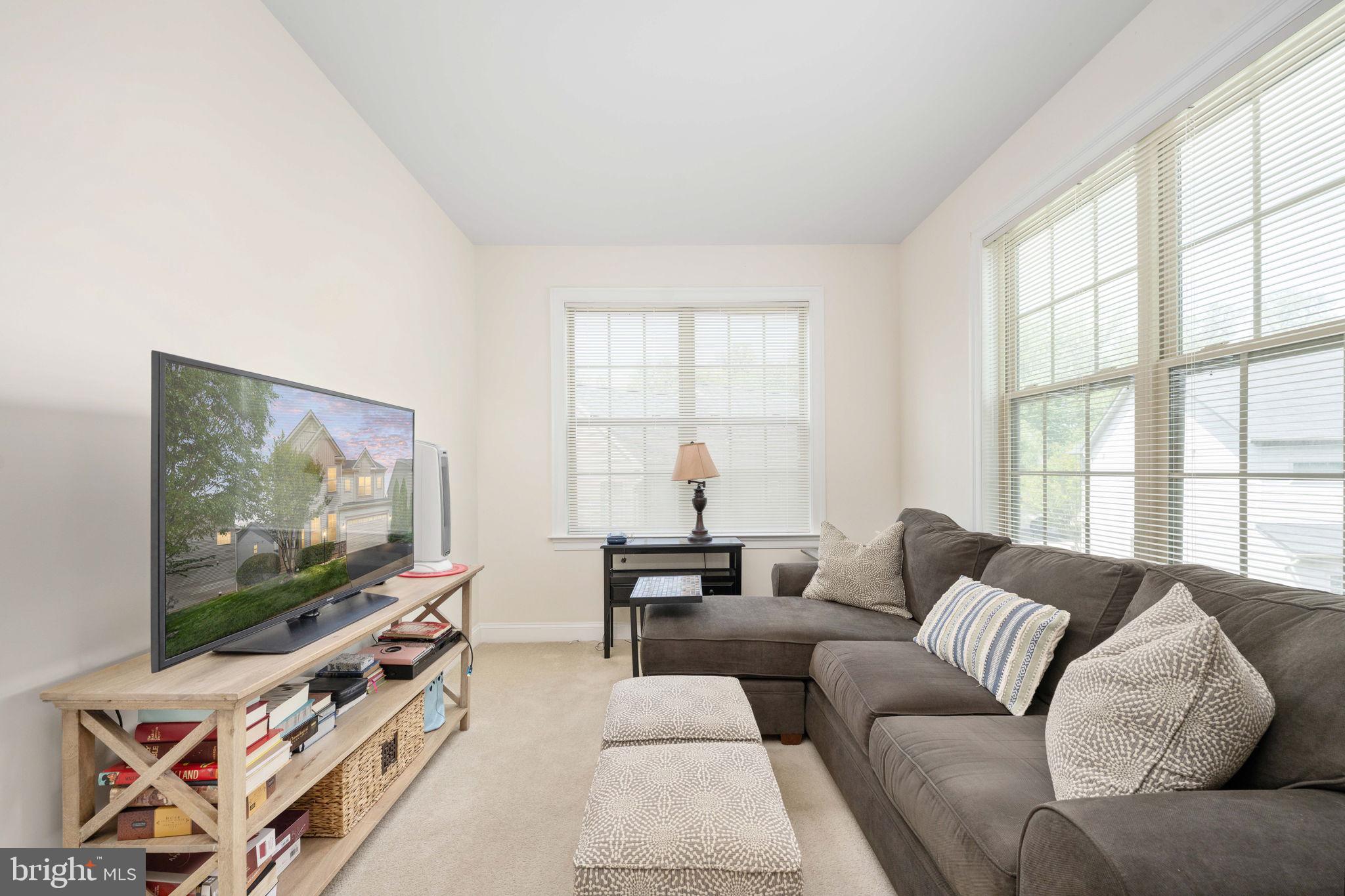 LIBERTY MANOR - Residential