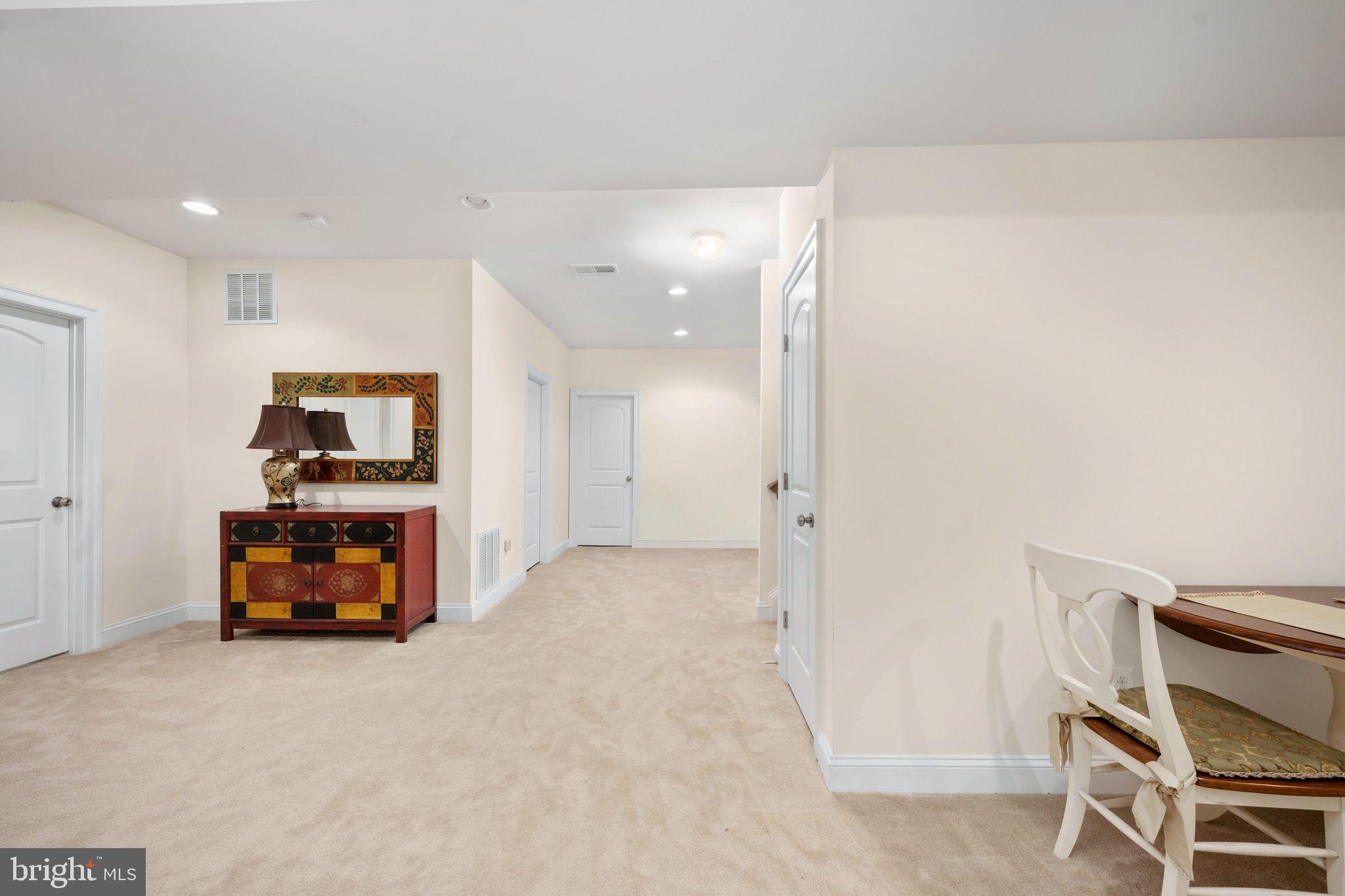 LIBERTY MANOR - Residential