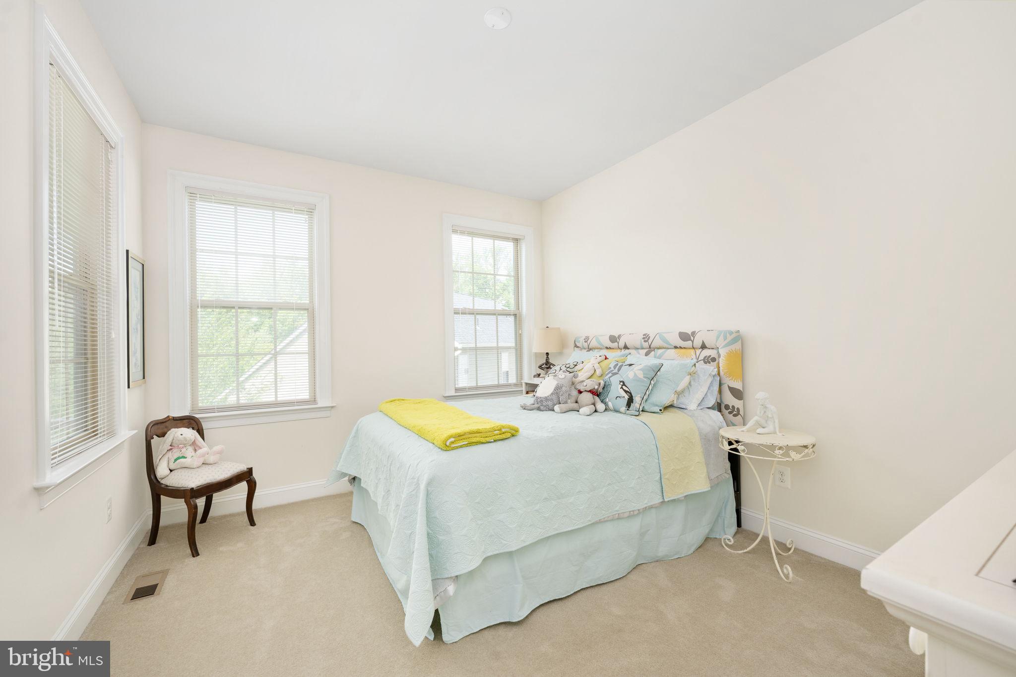 LIBERTY MANOR - Residential
