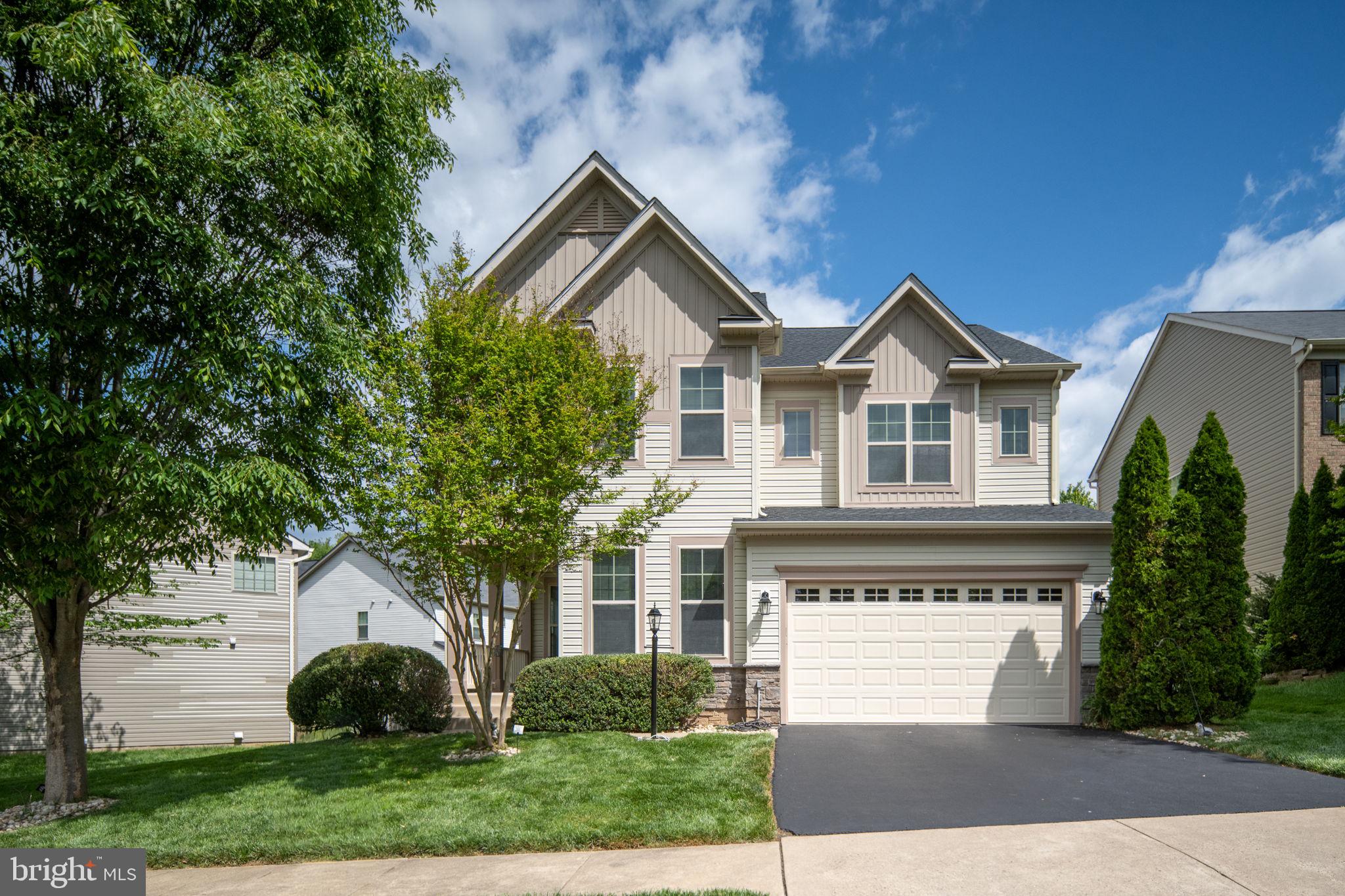 LIBERTY MANOR - Residential