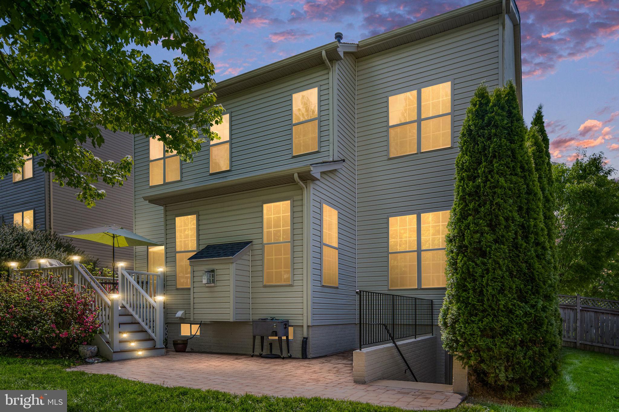LIBERTY MANOR - Residential