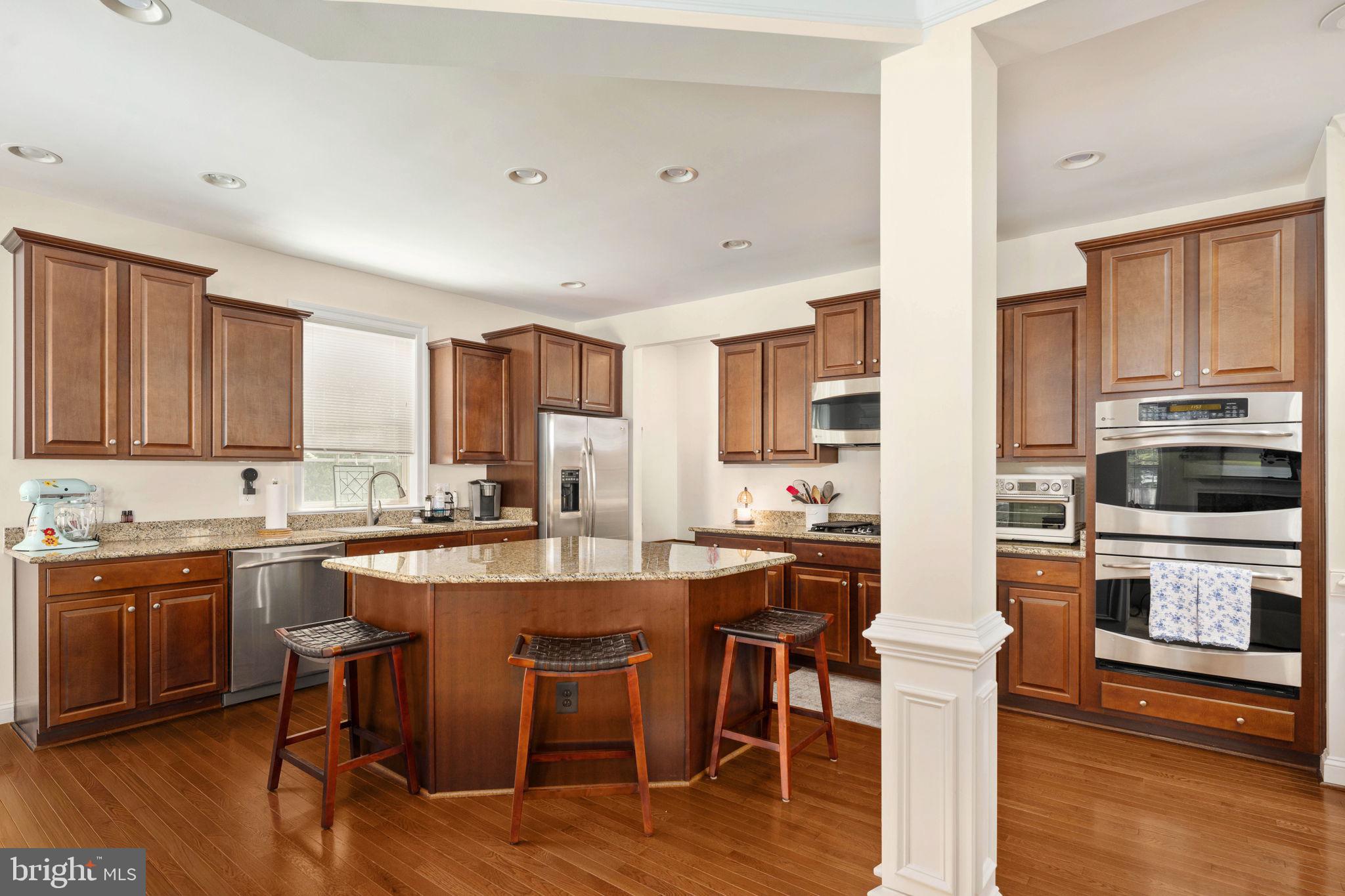 LIBERTY MANOR - Residential