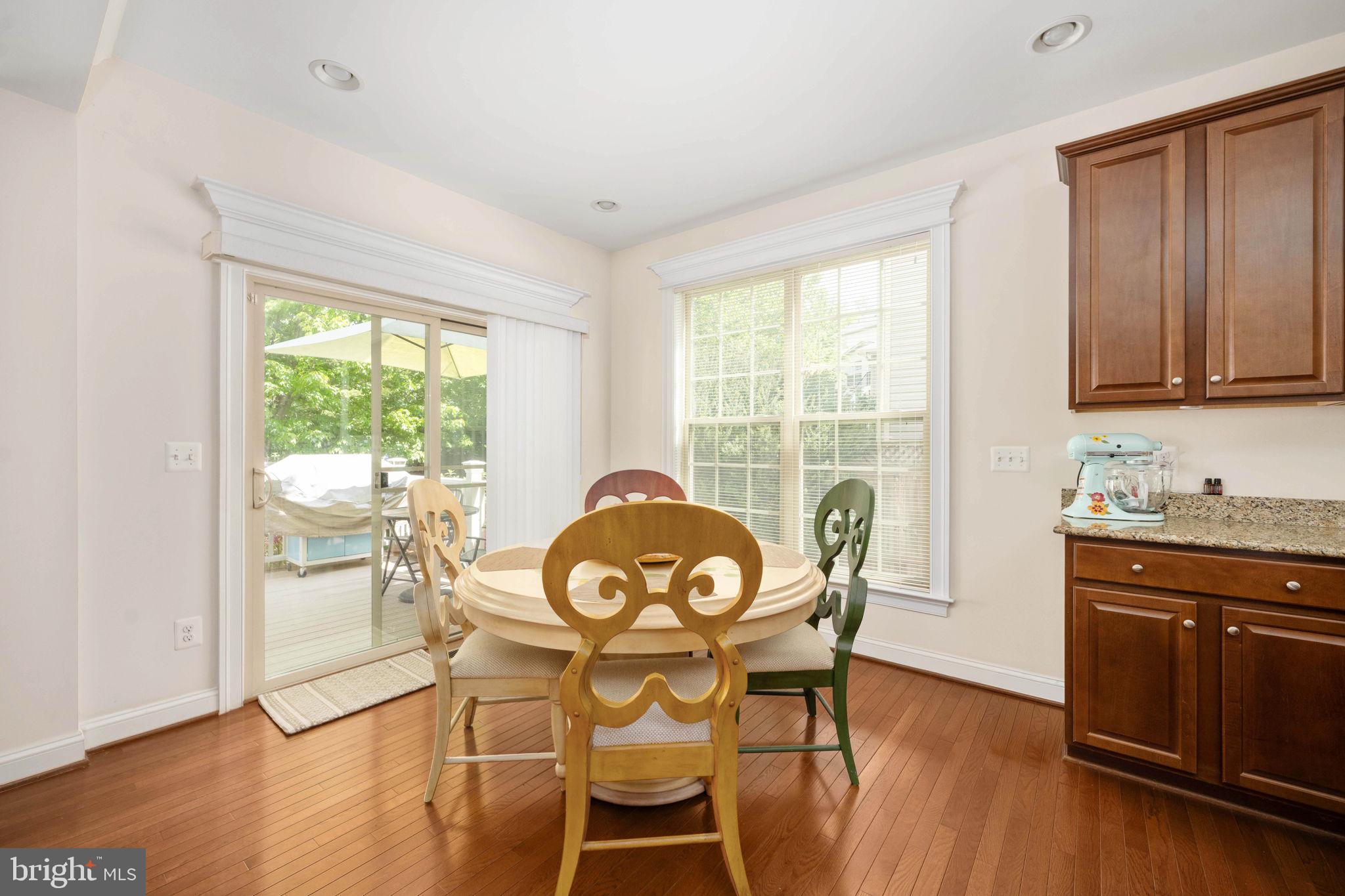 LIBERTY MANOR - Residential