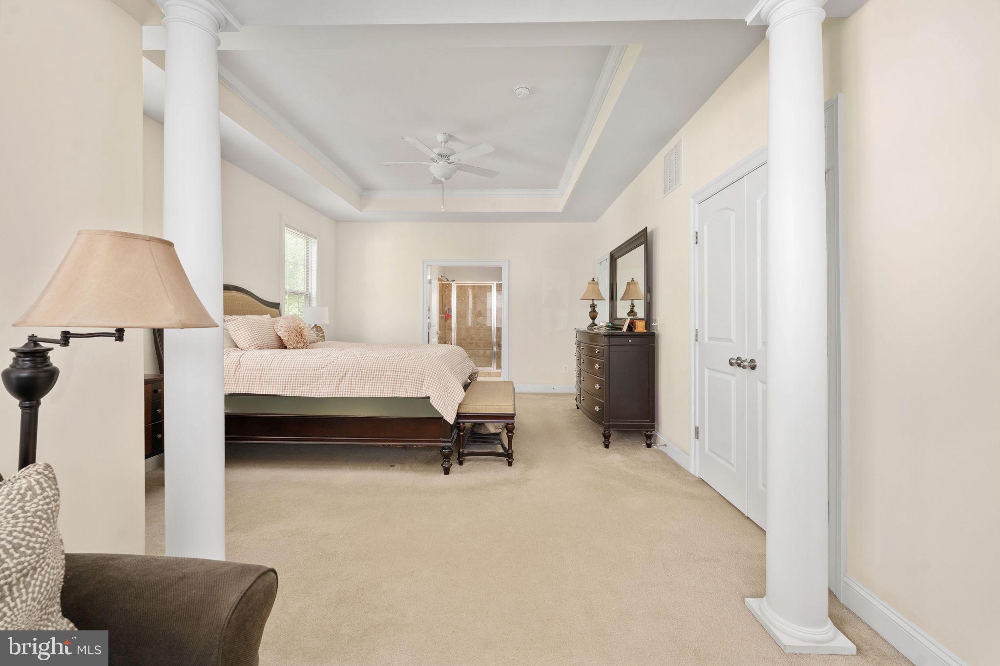 LIBERTY MANOR - Residential