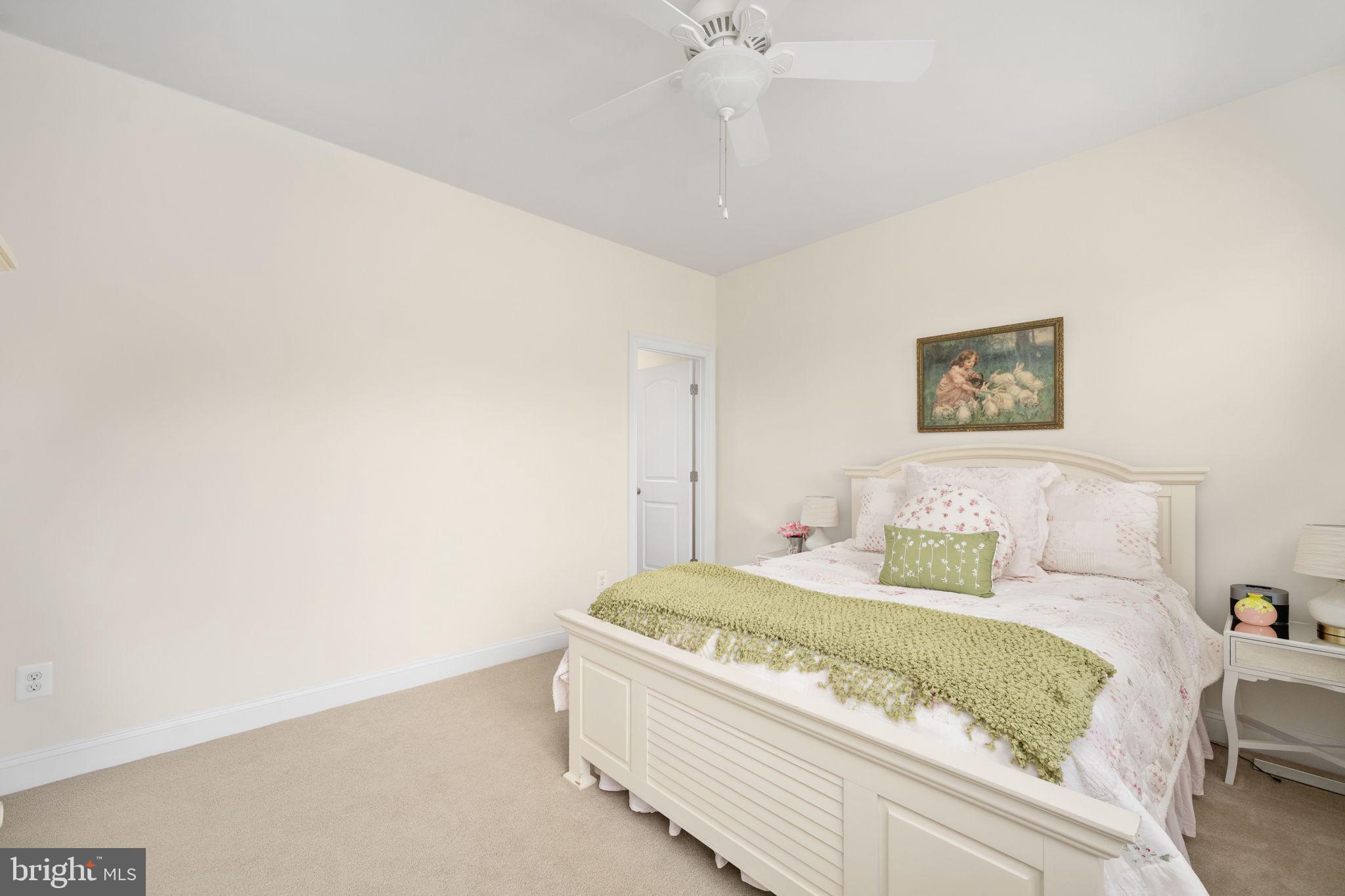 LIBERTY MANOR - Residential