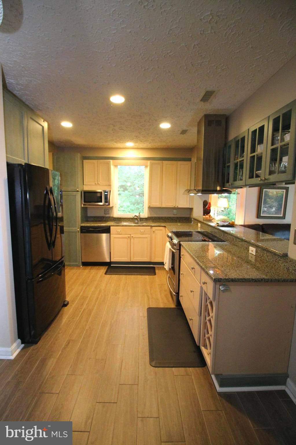 KINGSVILLE - Residential