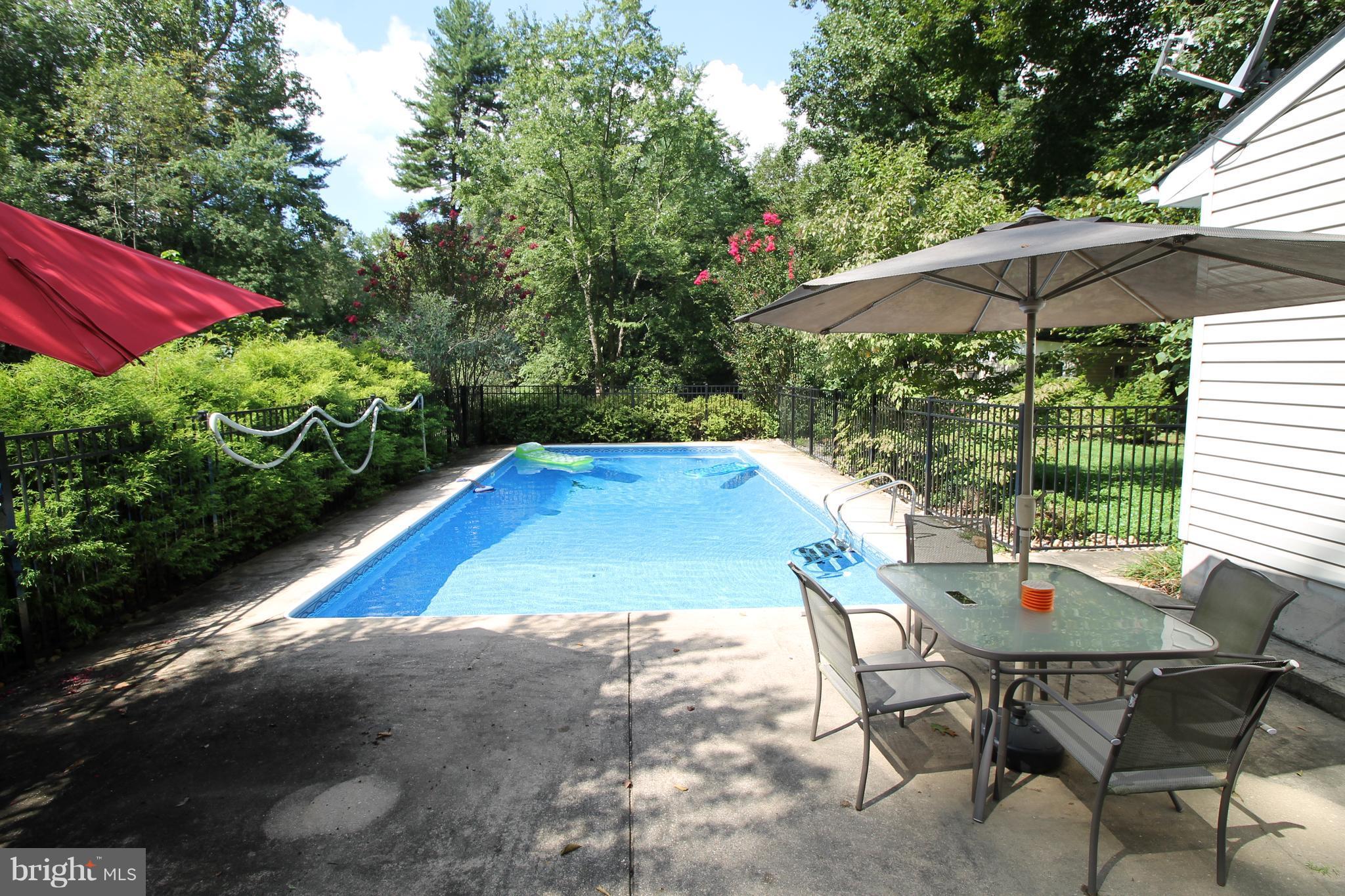 KINGSVILLE - Residential