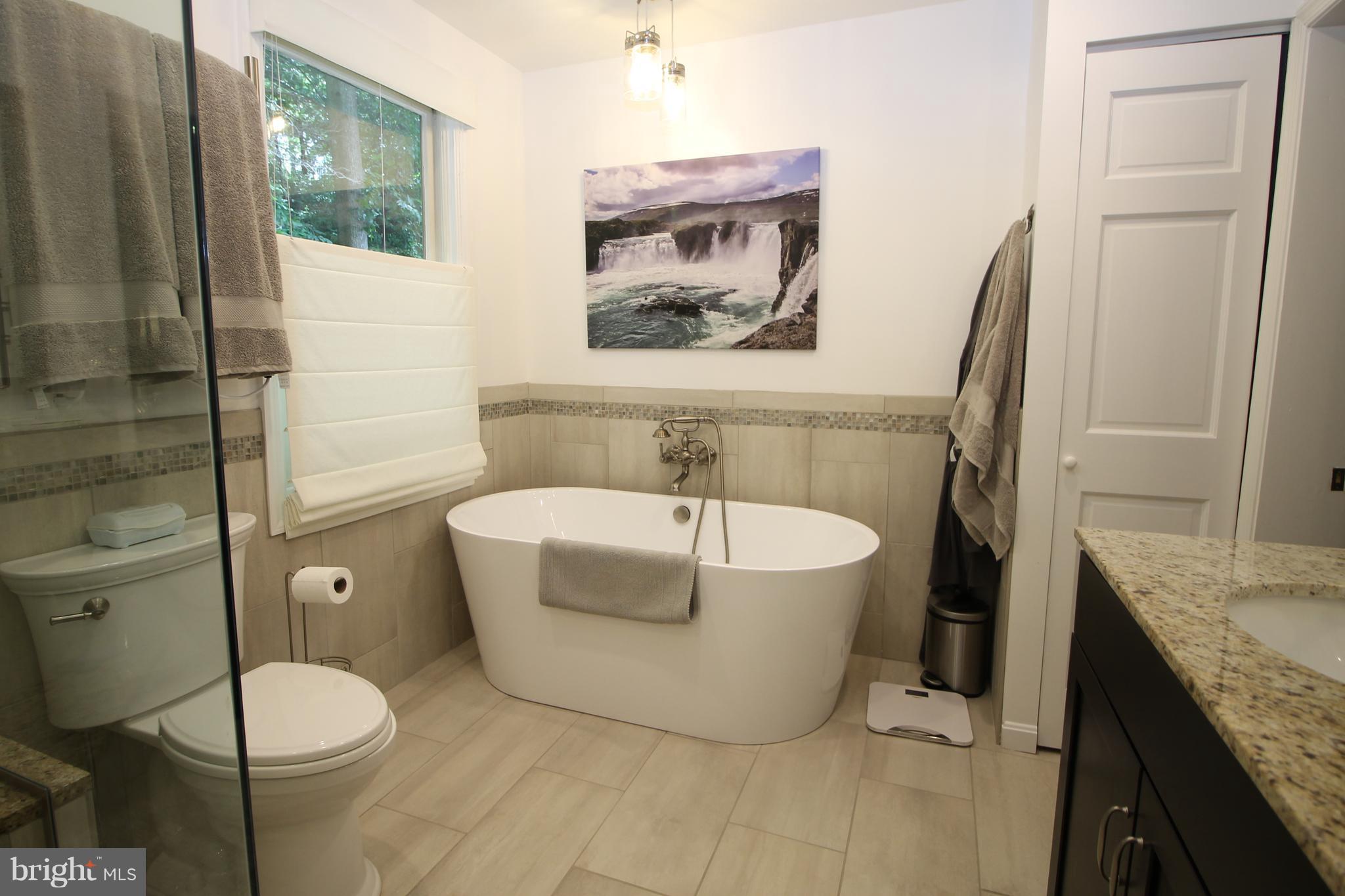 KINGSVILLE - Residential