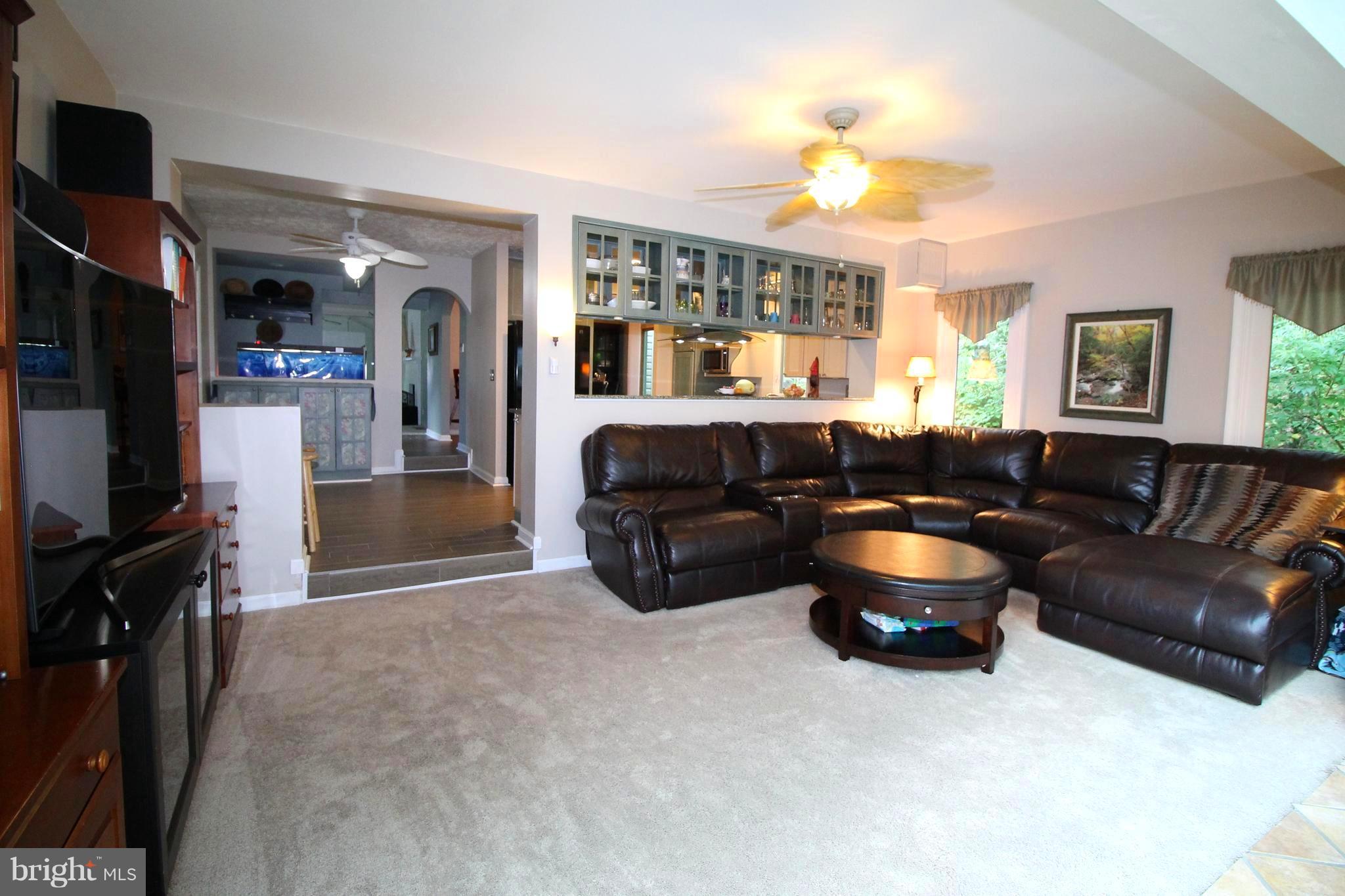 KINGSVILLE - Residential