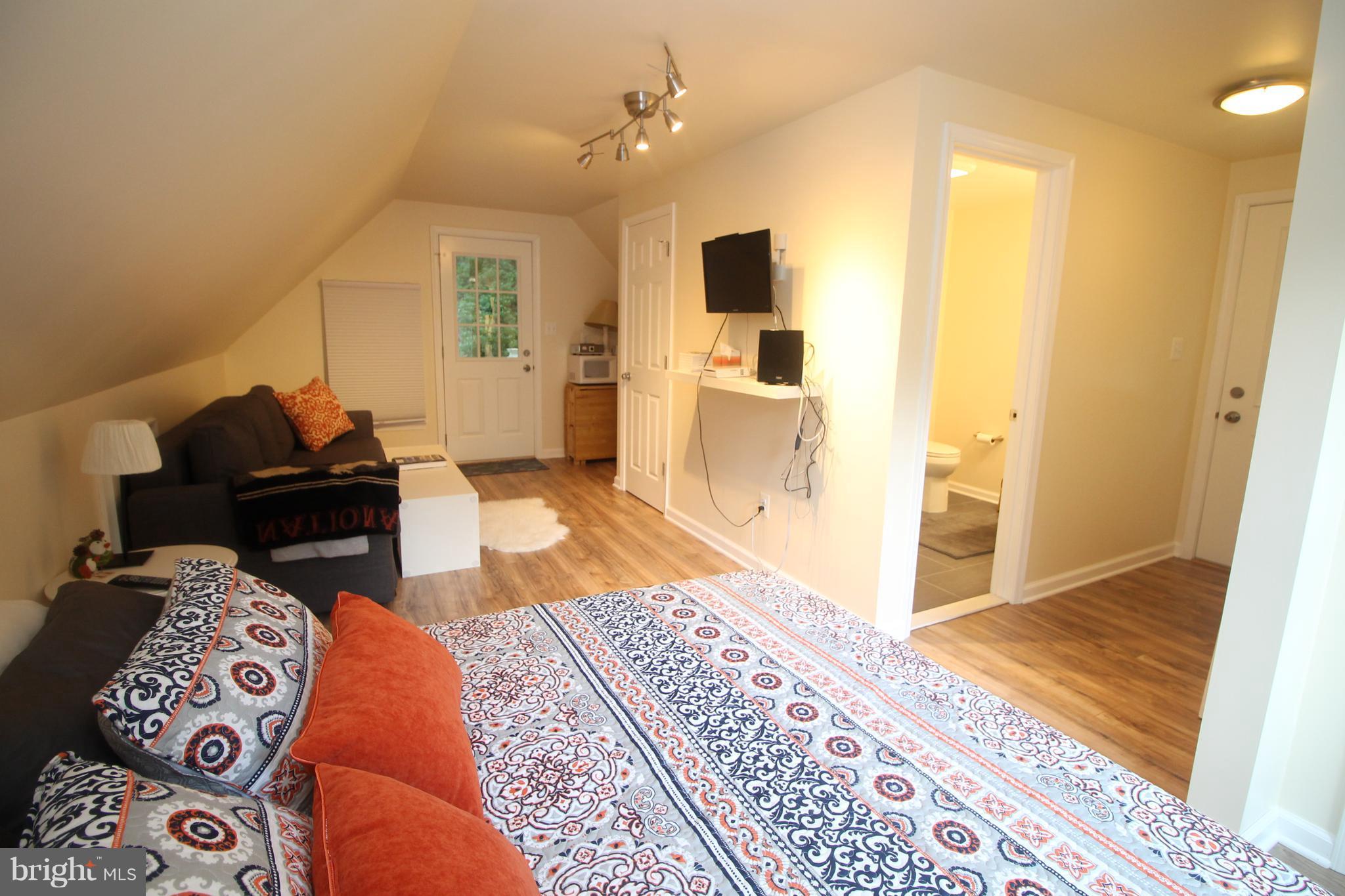 KINGSVILLE - Residential