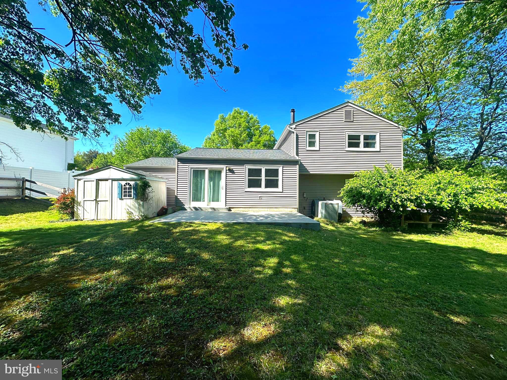 SANDY SPRING ESTATES - Residential