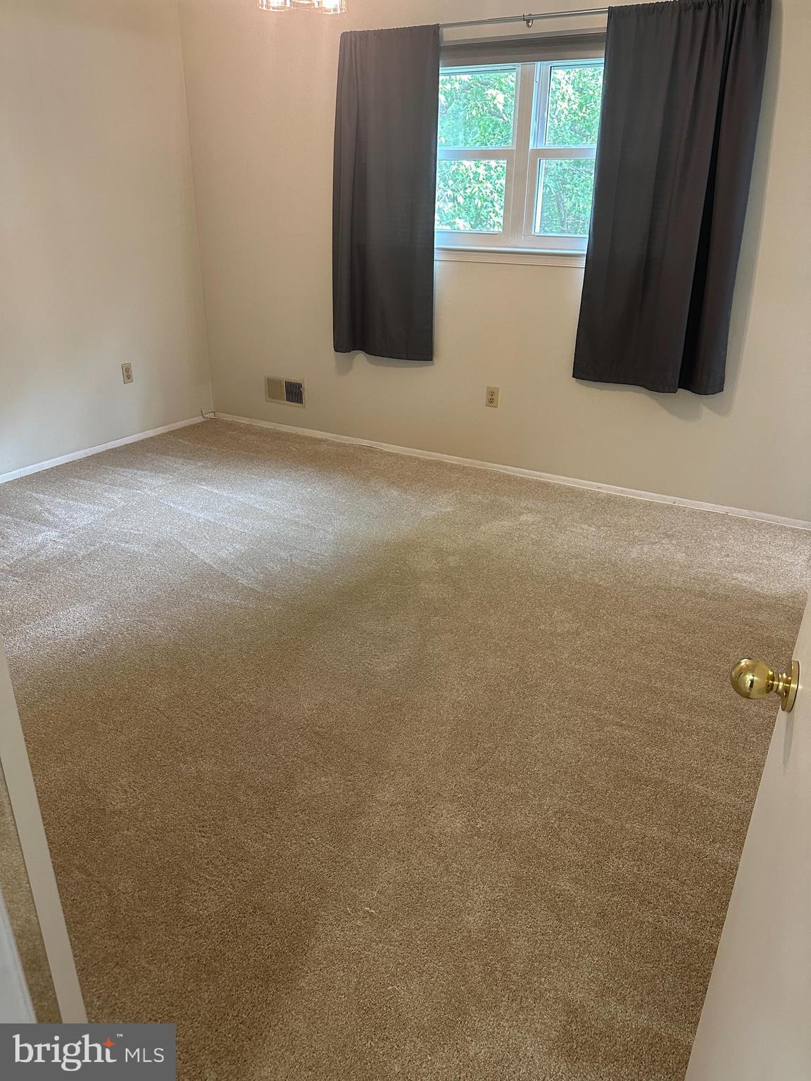 SANDY SPRING ESTATES - Residential