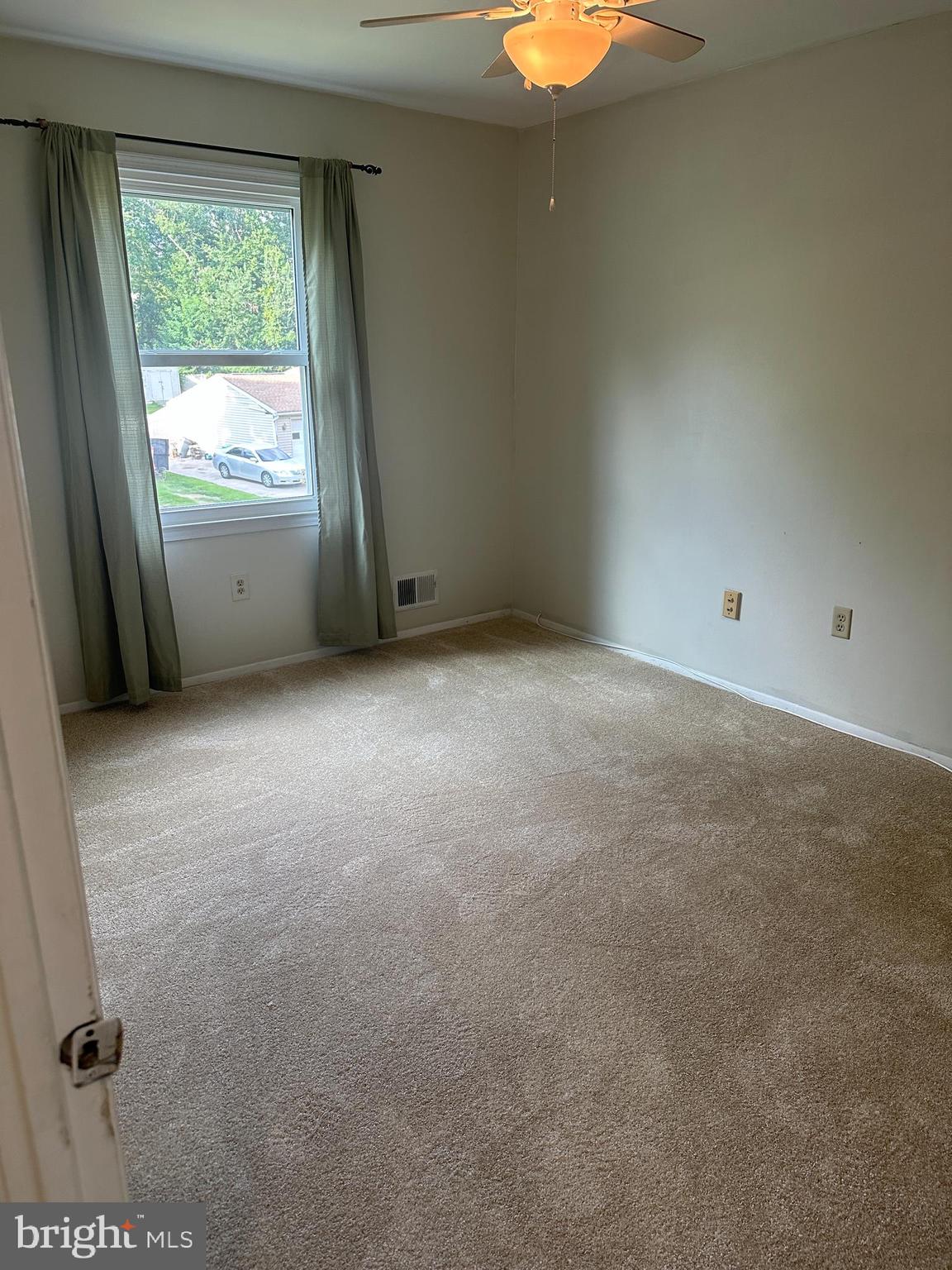 SANDY SPRING ESTATES - Residential