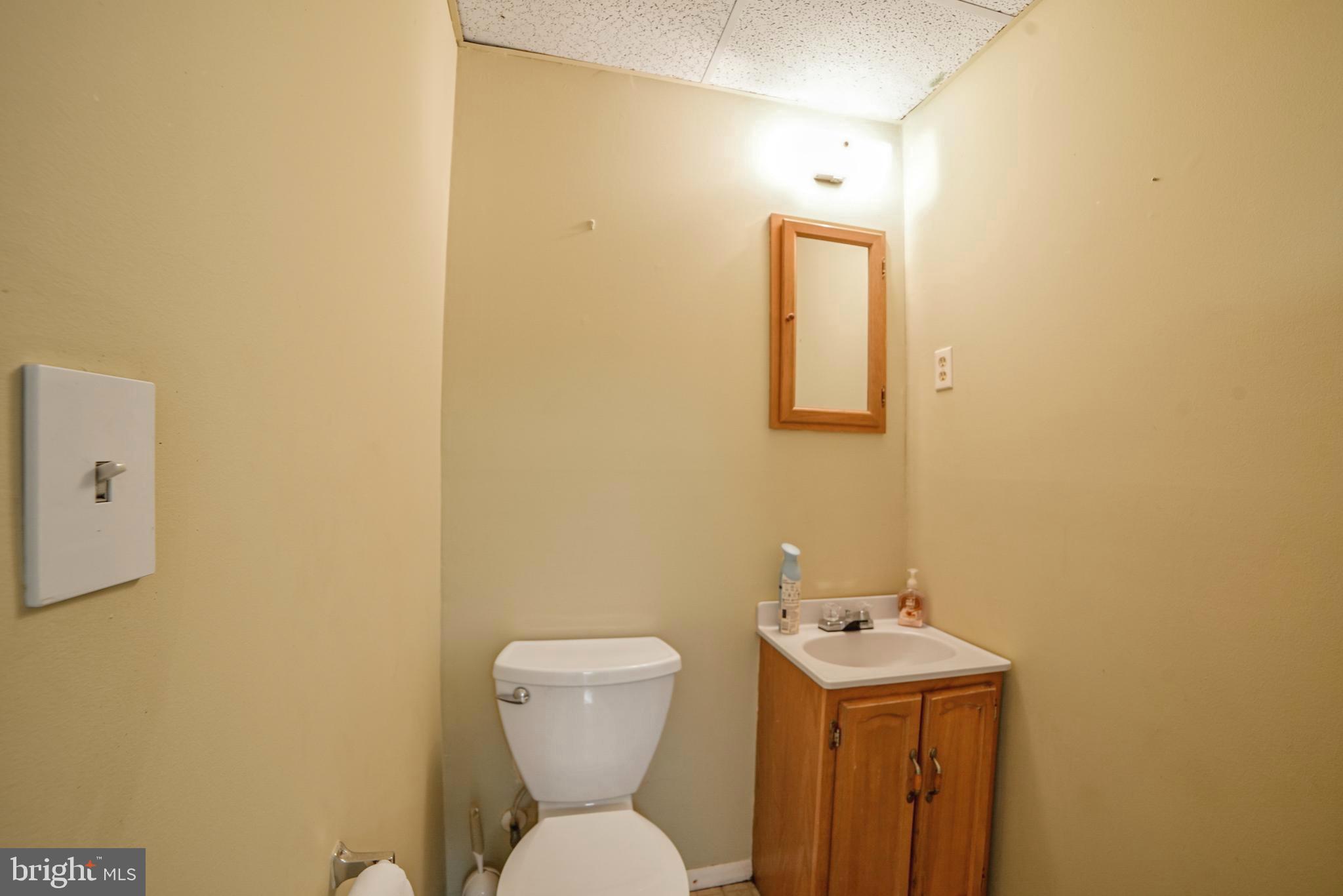 SANDY SPRING ESTATES - Residential