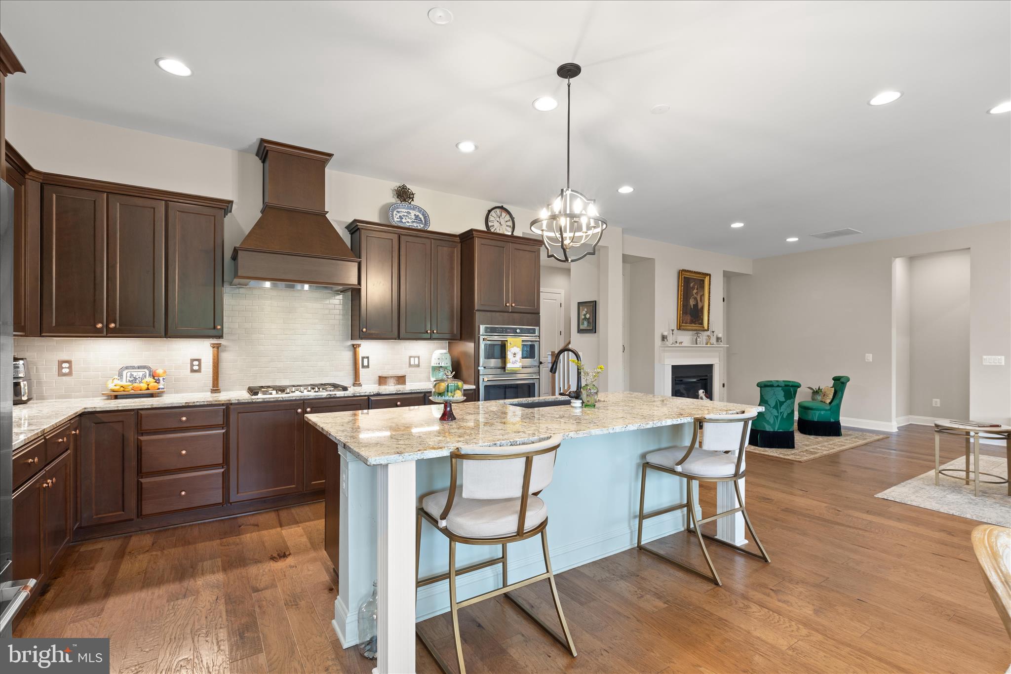 SHENANDOAH, LAKE FREDERICK - Residential