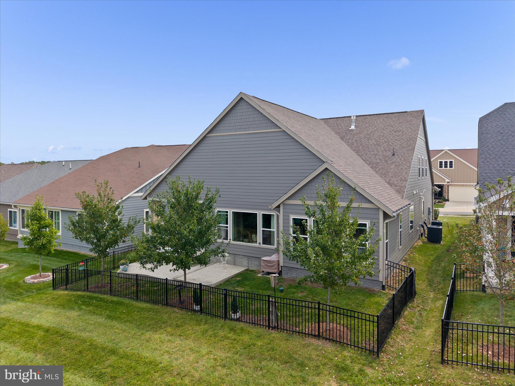 SHENANDOAH, LAKE FREDERICK - Residential