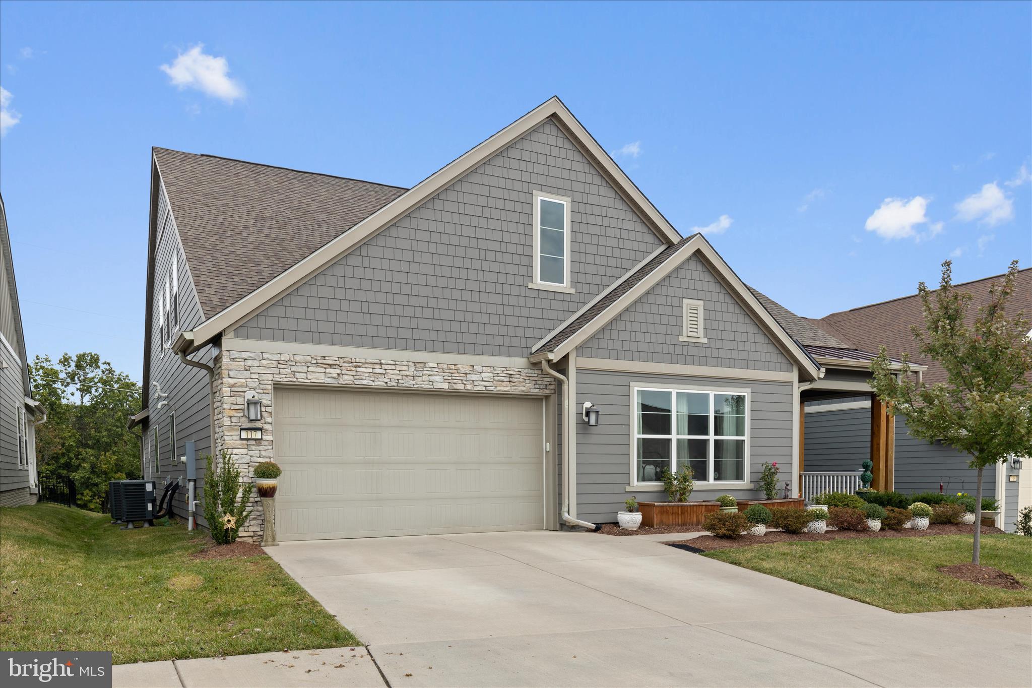 SHENANDOAH, LAKE FREDERICK - Residential