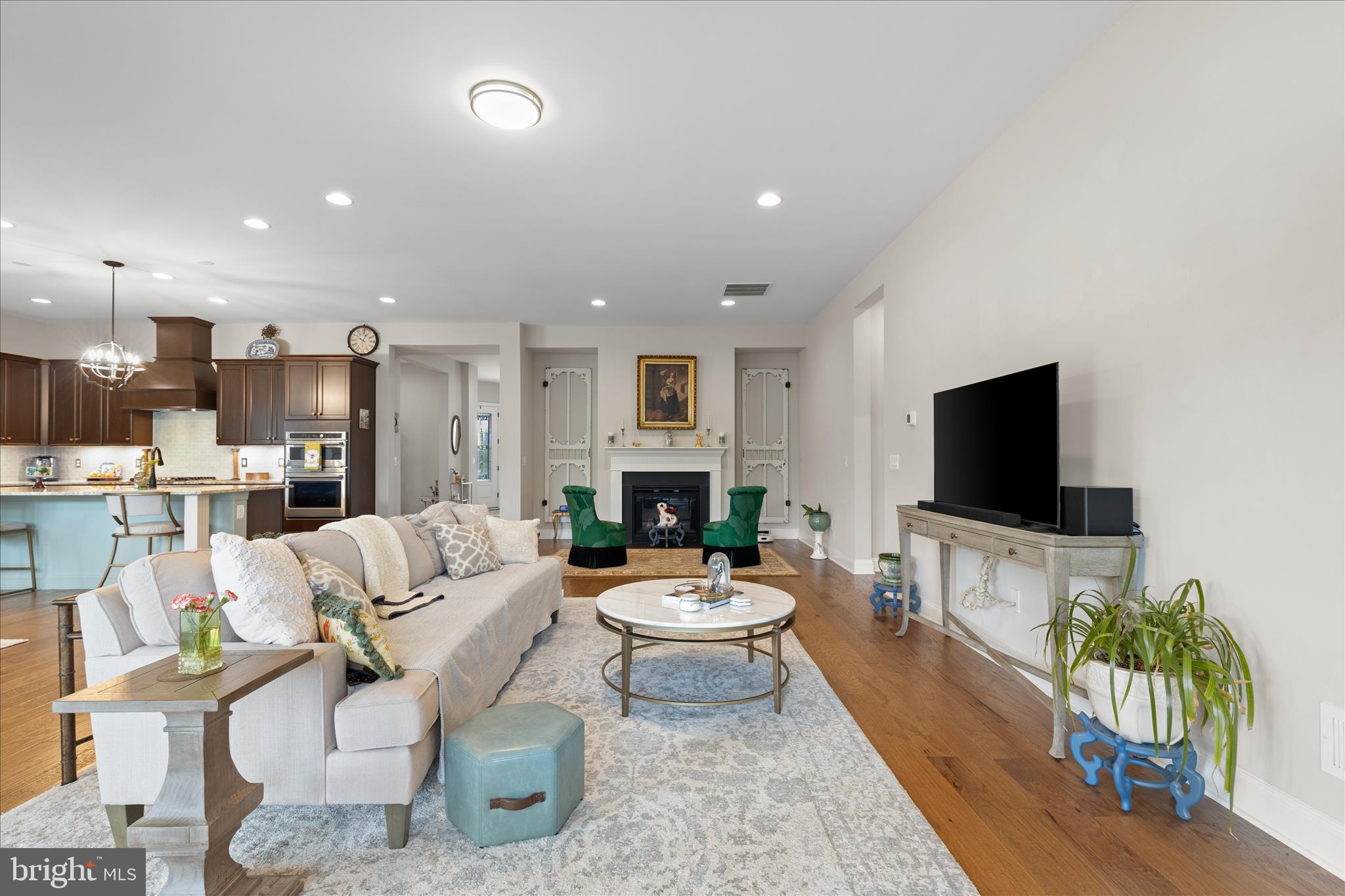 SHENANDOAH, LAKE FREDERICK - Residential