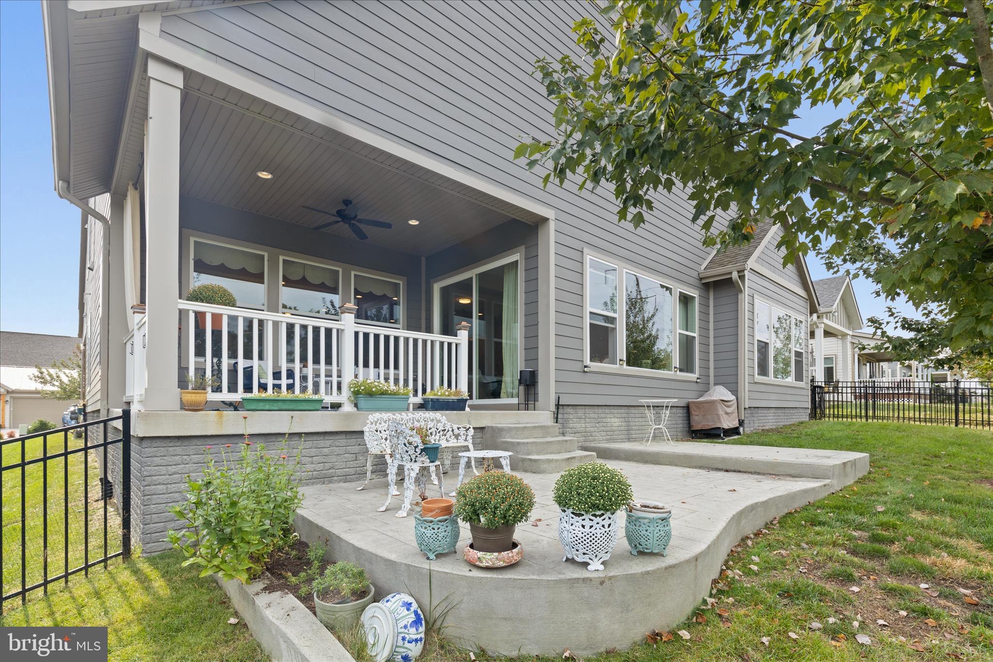 SHENANDOAH, LAKE FREDERICK - Residential