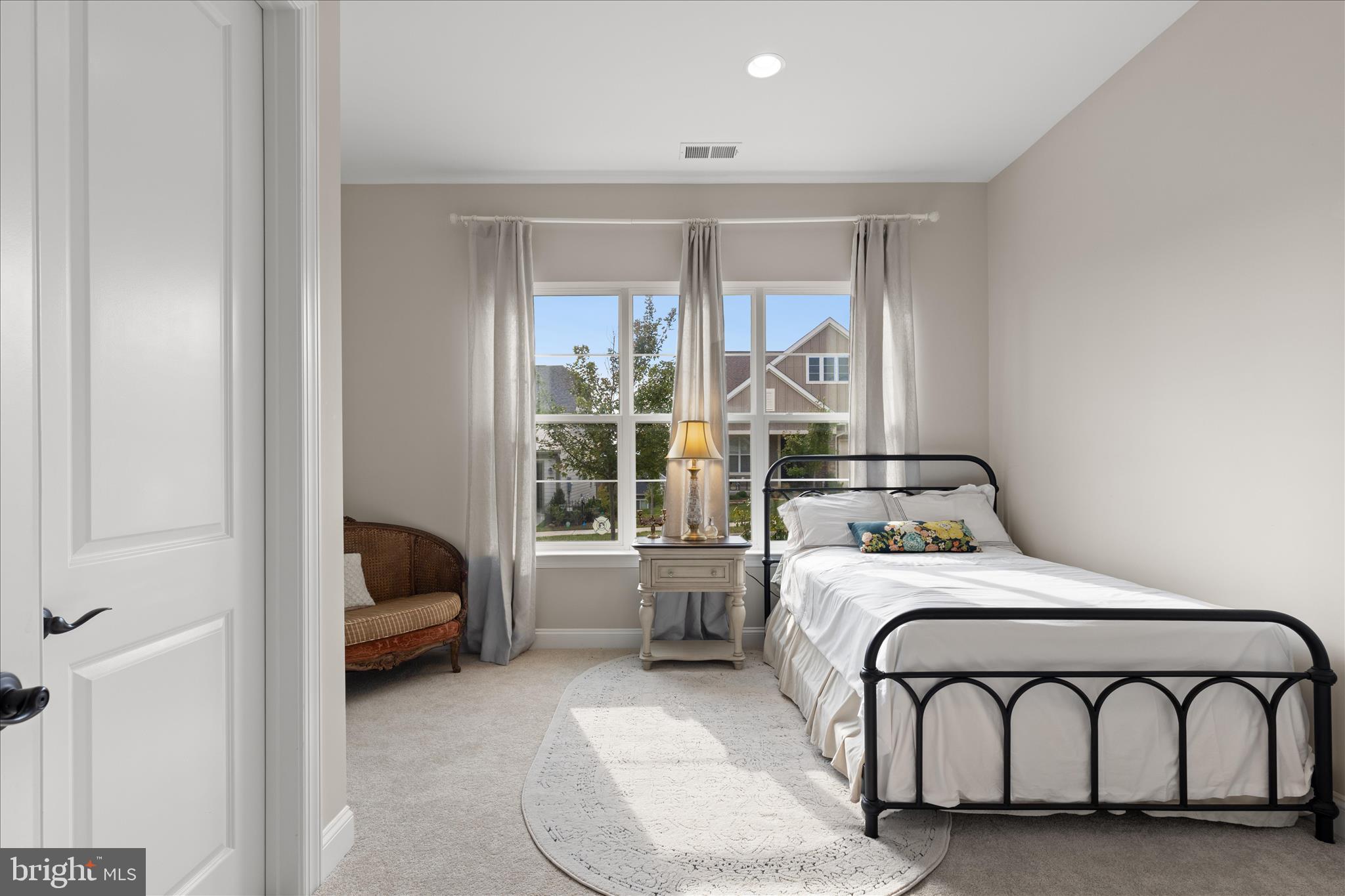 SHENANDOAH, LAKE FREDERICK - Residential