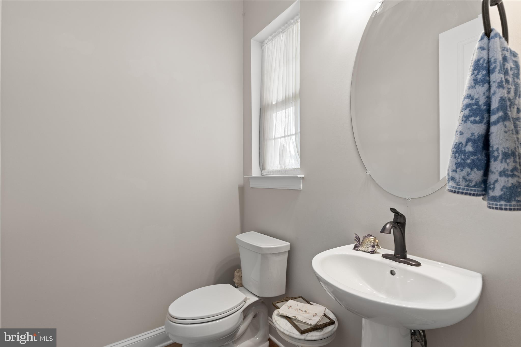 SHENANDOAH, LAKE FREDERICK - Residential