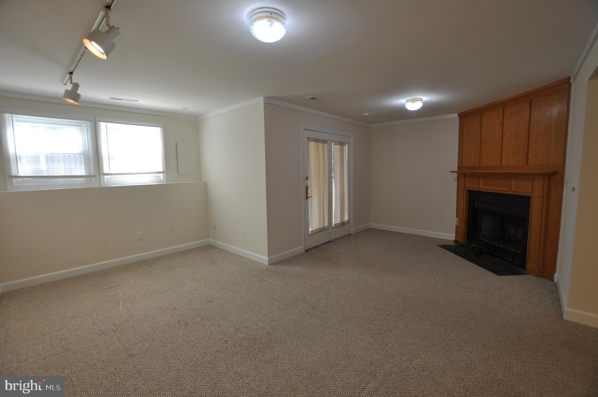 KINGSTOWNE - Residential