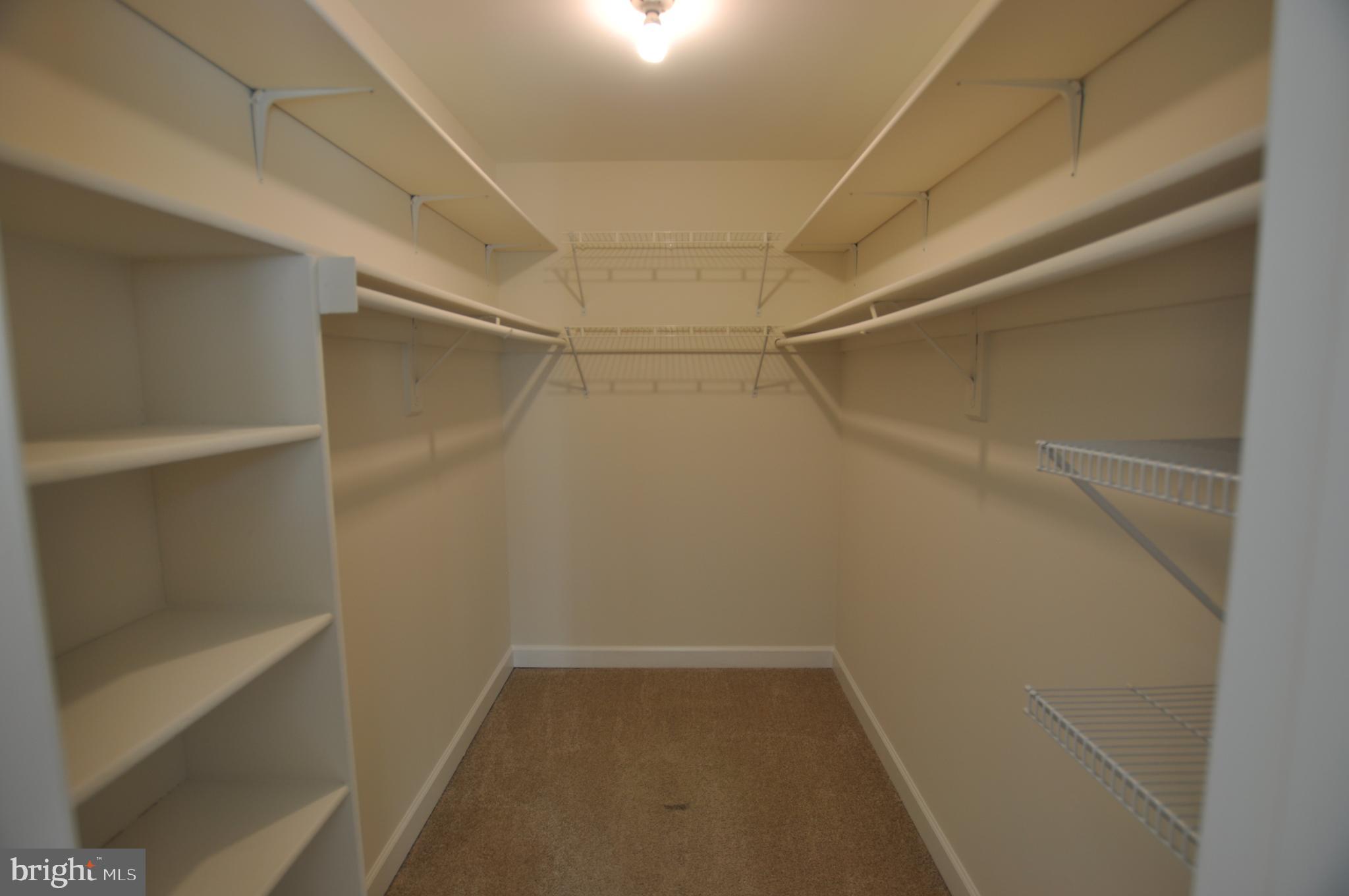 KINGSTOWNE - Residential