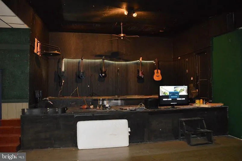 Frackville, Pennsylvania 17931, United States, ,Commercial,Active,40094