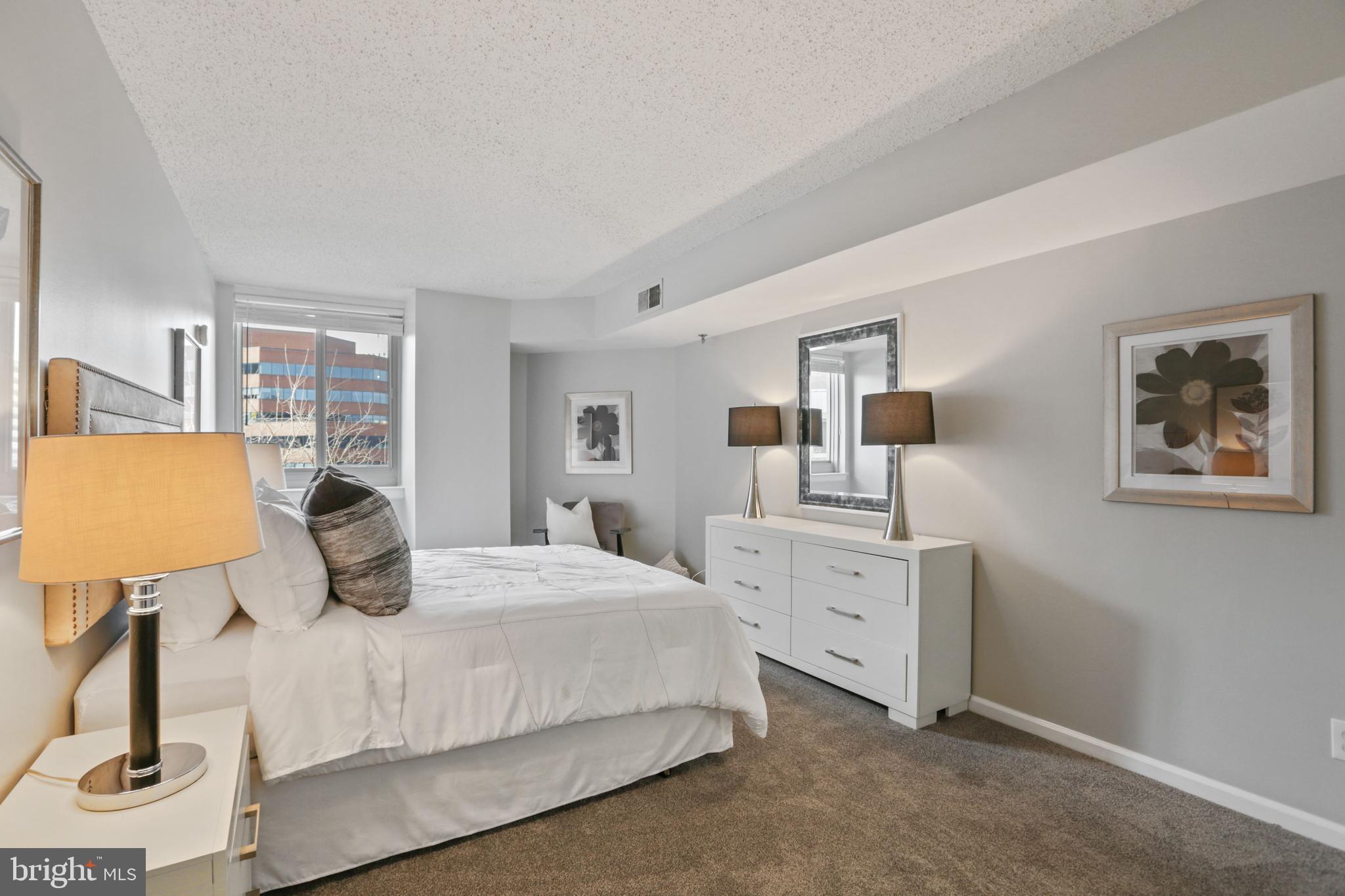 WESTVIEW AT BALLSTON METRO - Residential