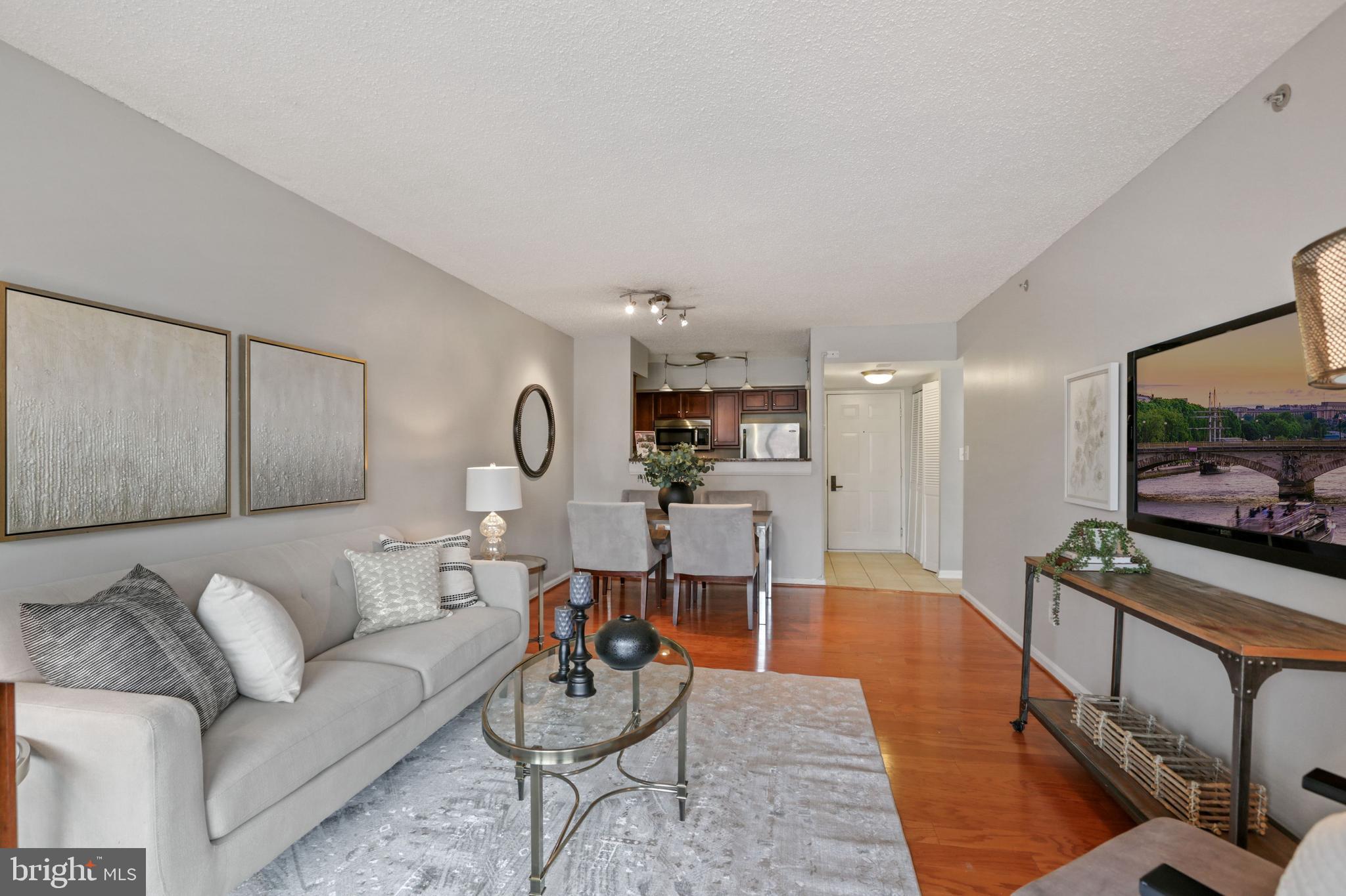 WESTVIEW AT BALLSTON METRO - Residential