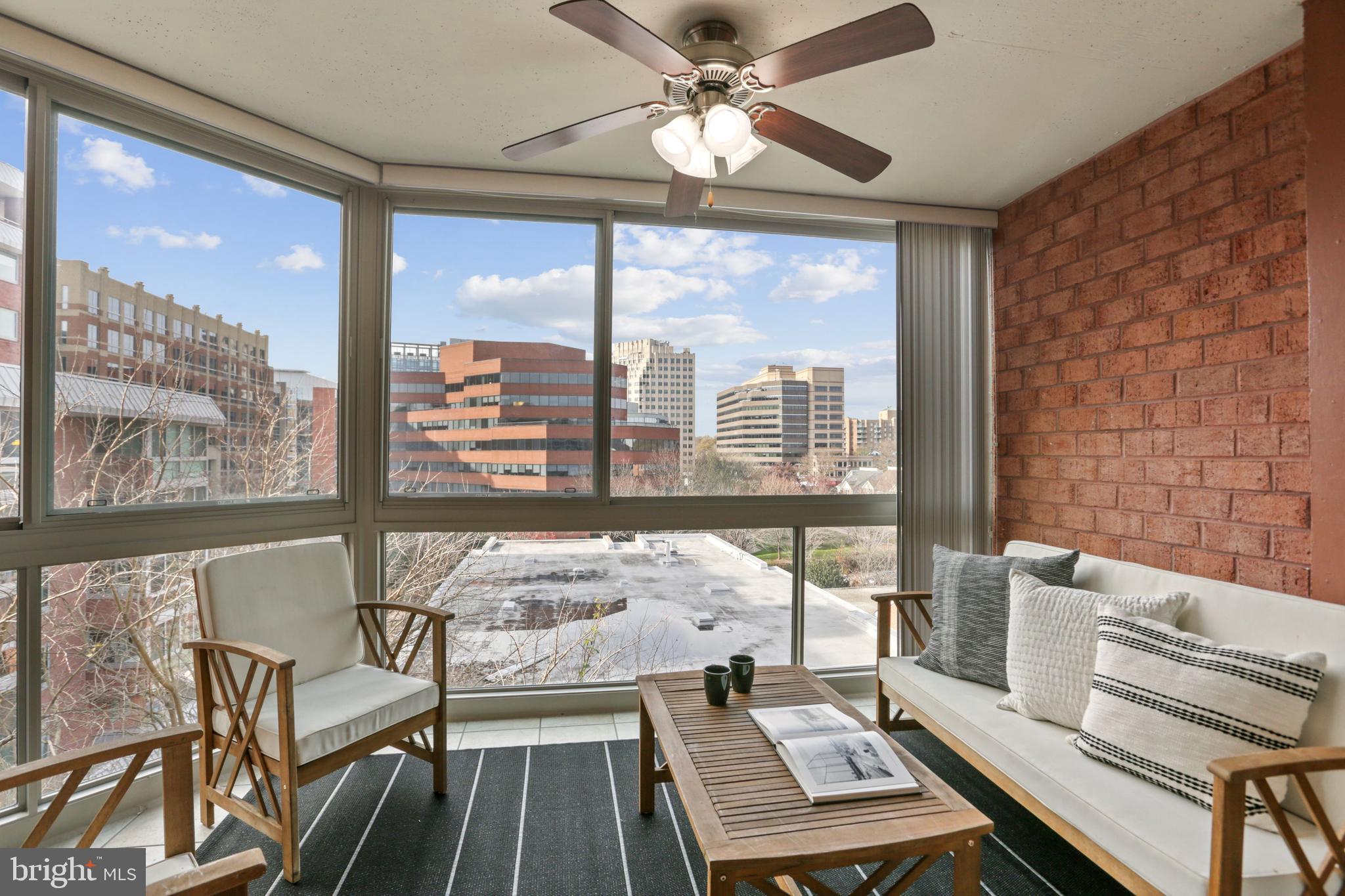 WESTVIEW AT BALLSTON METRO - Residential