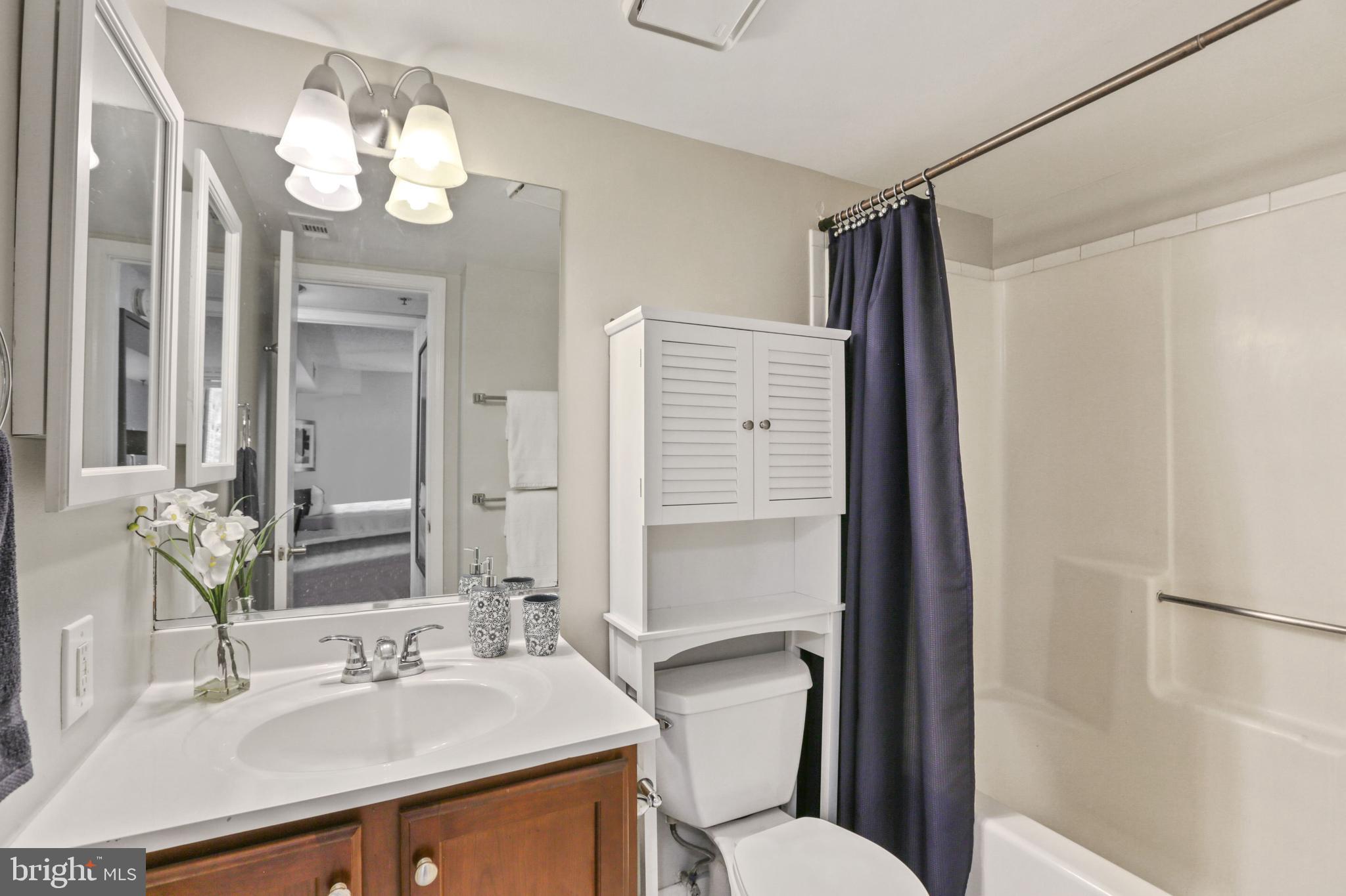 WESTVIEW AT BALLSTON METRO - Residential