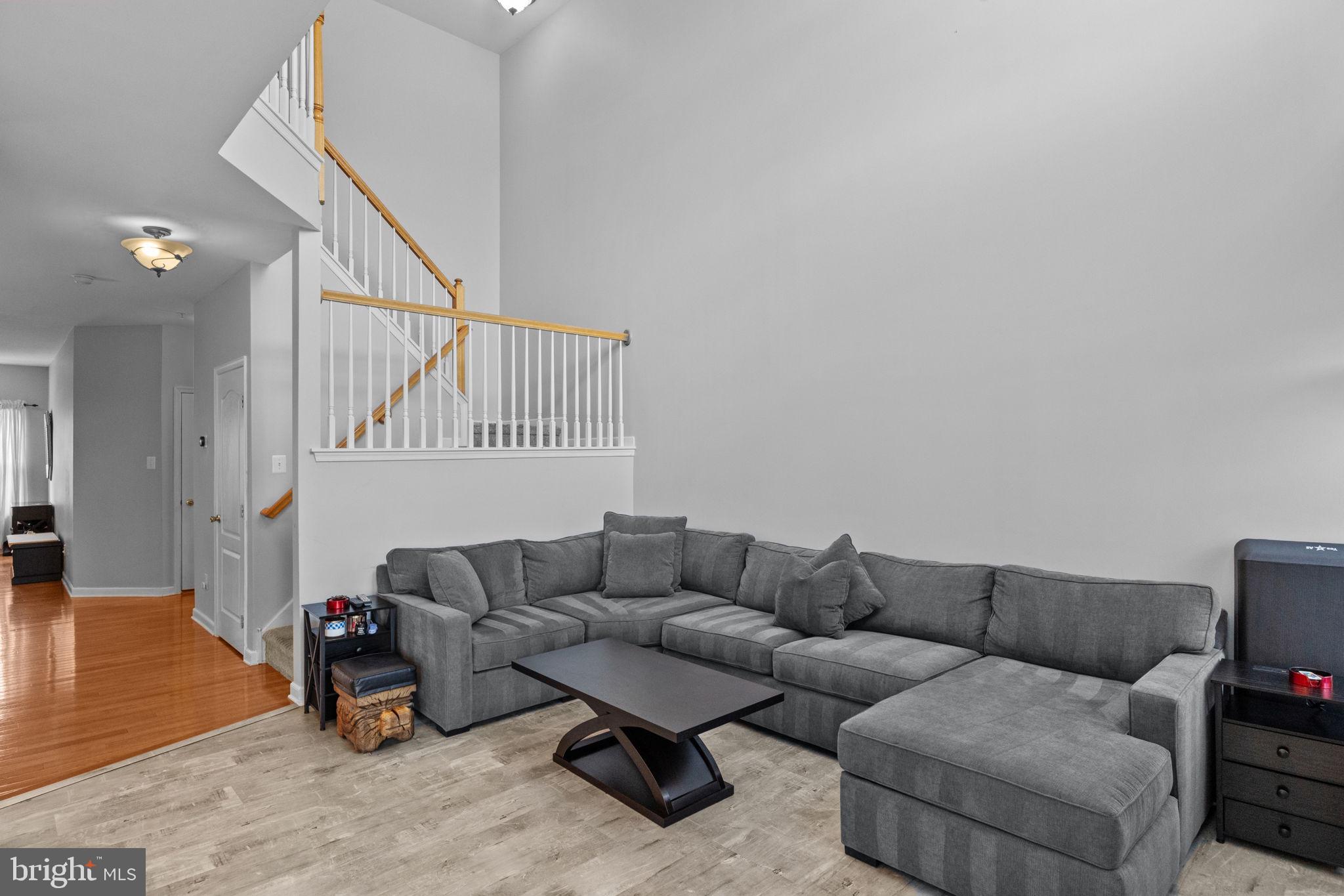 SUMMER HILL - Residential