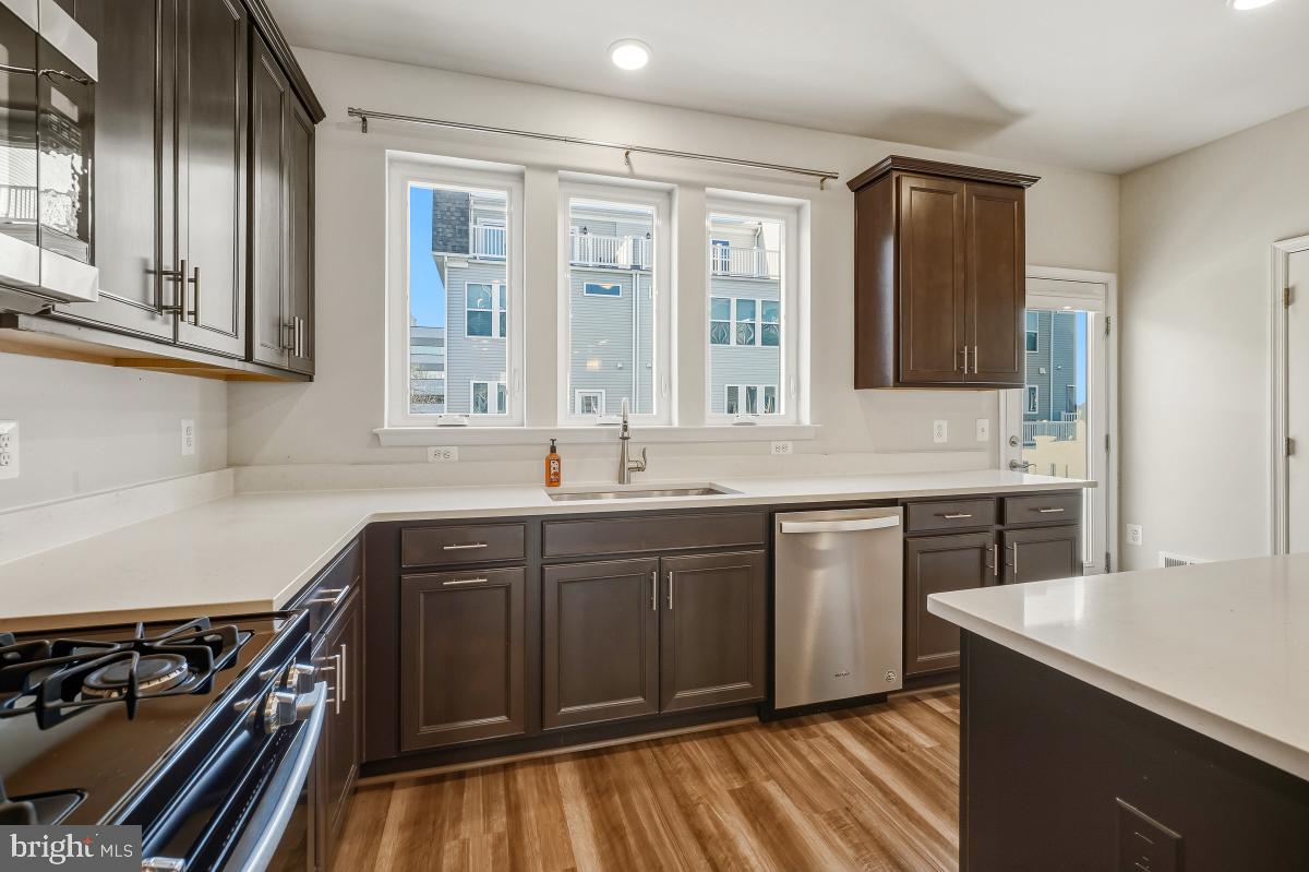 CENTURY ROW - Residential