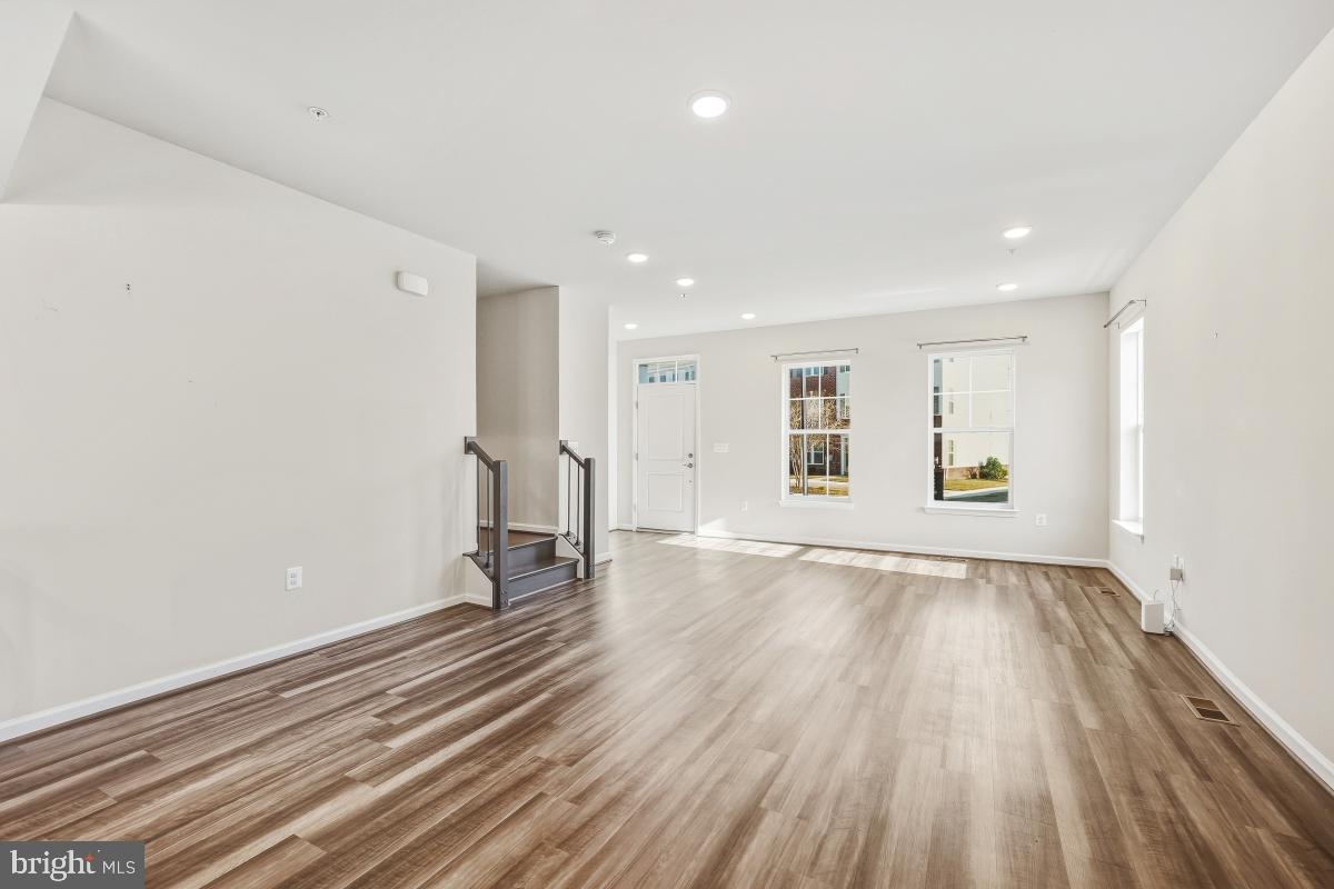 CENTURY ROW - Residential