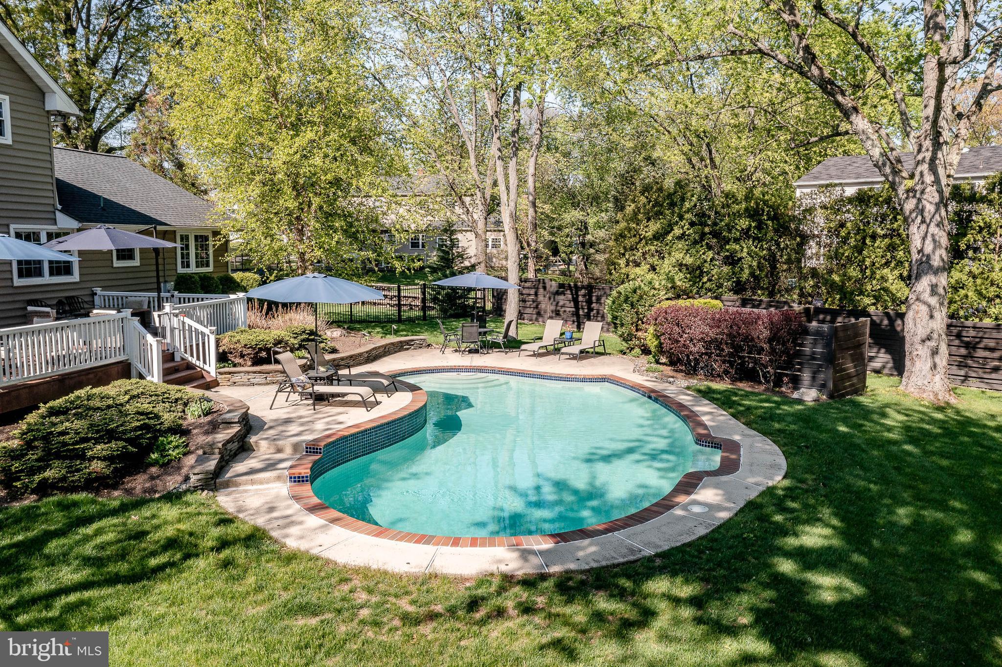 NORRITON WOODS - Residential