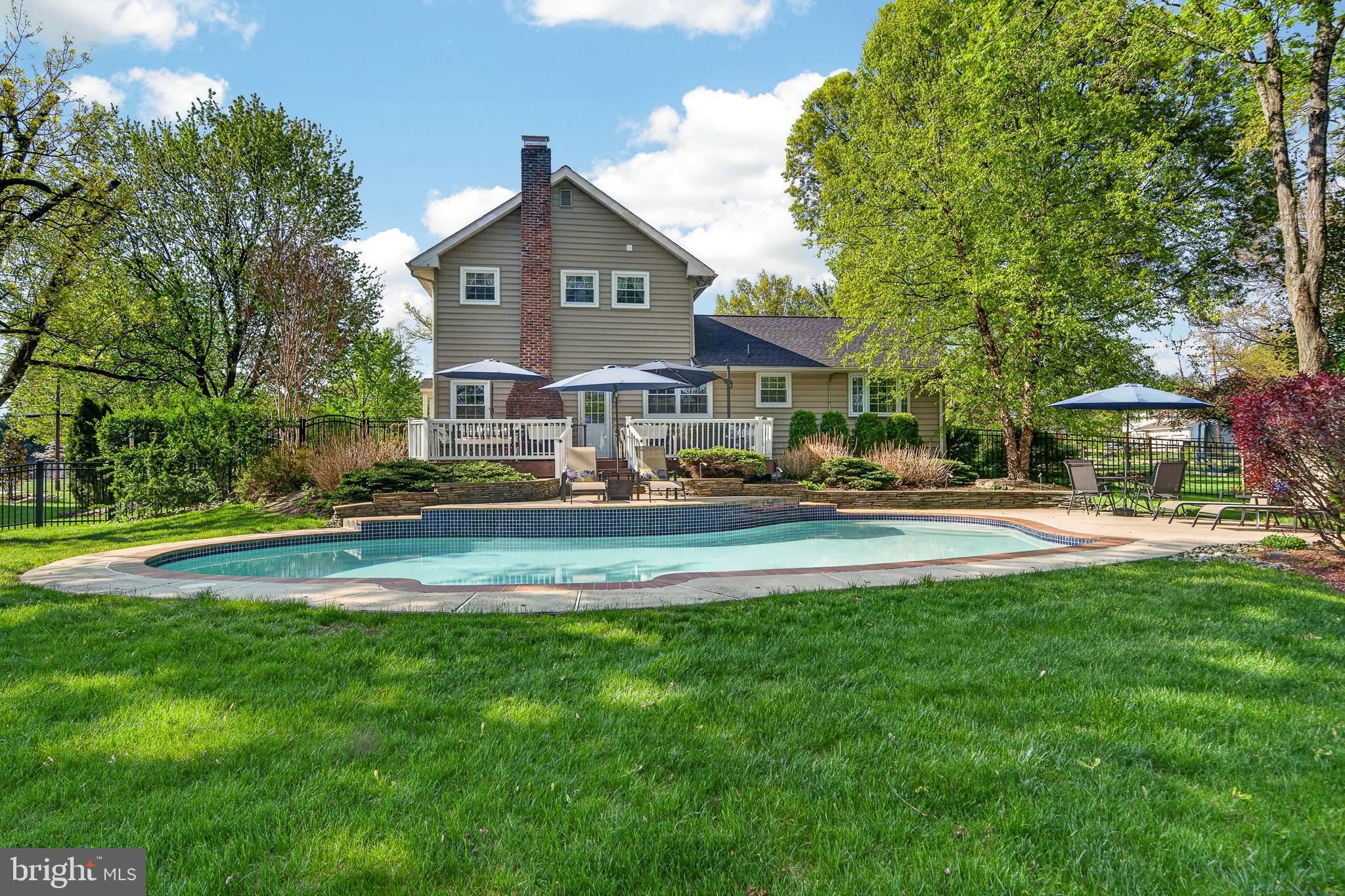 NORRITON WOODS - Residential