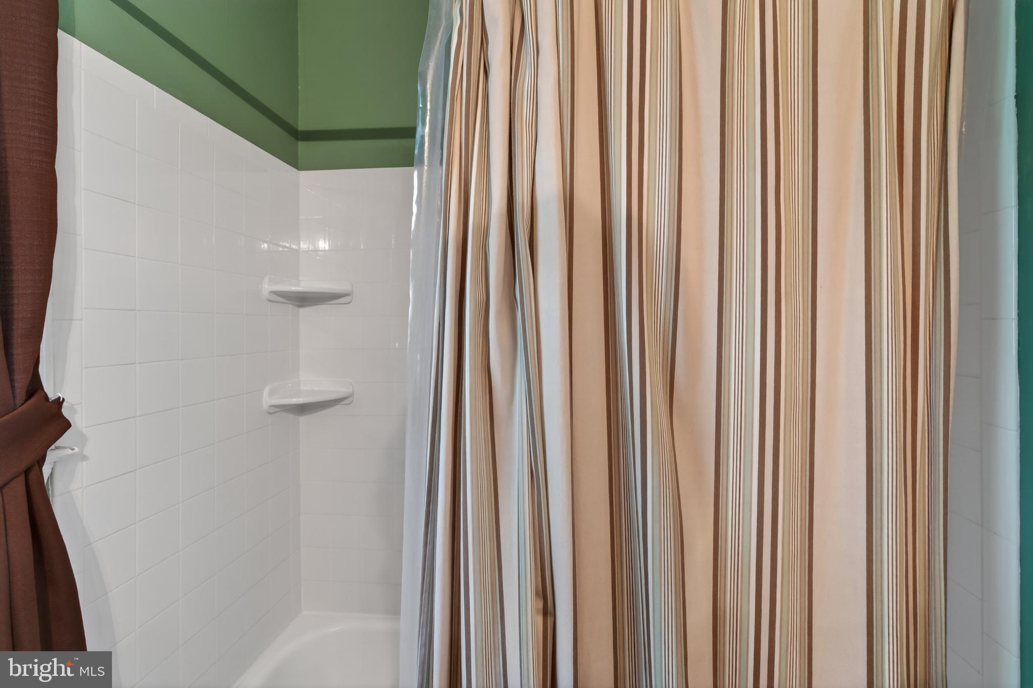NORRITON WOODS - Residential