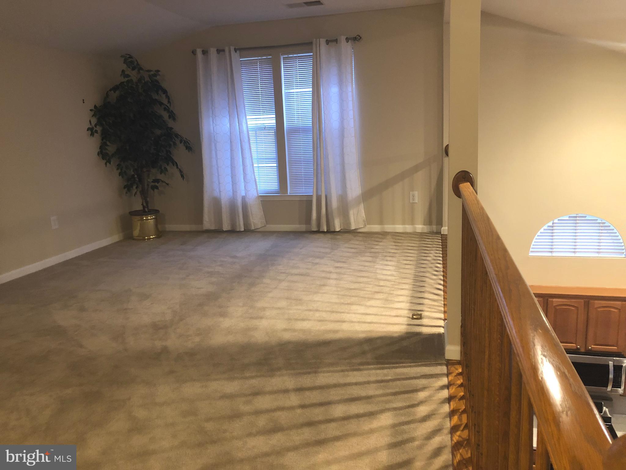 ELLICOTT MEADOWS - Residential