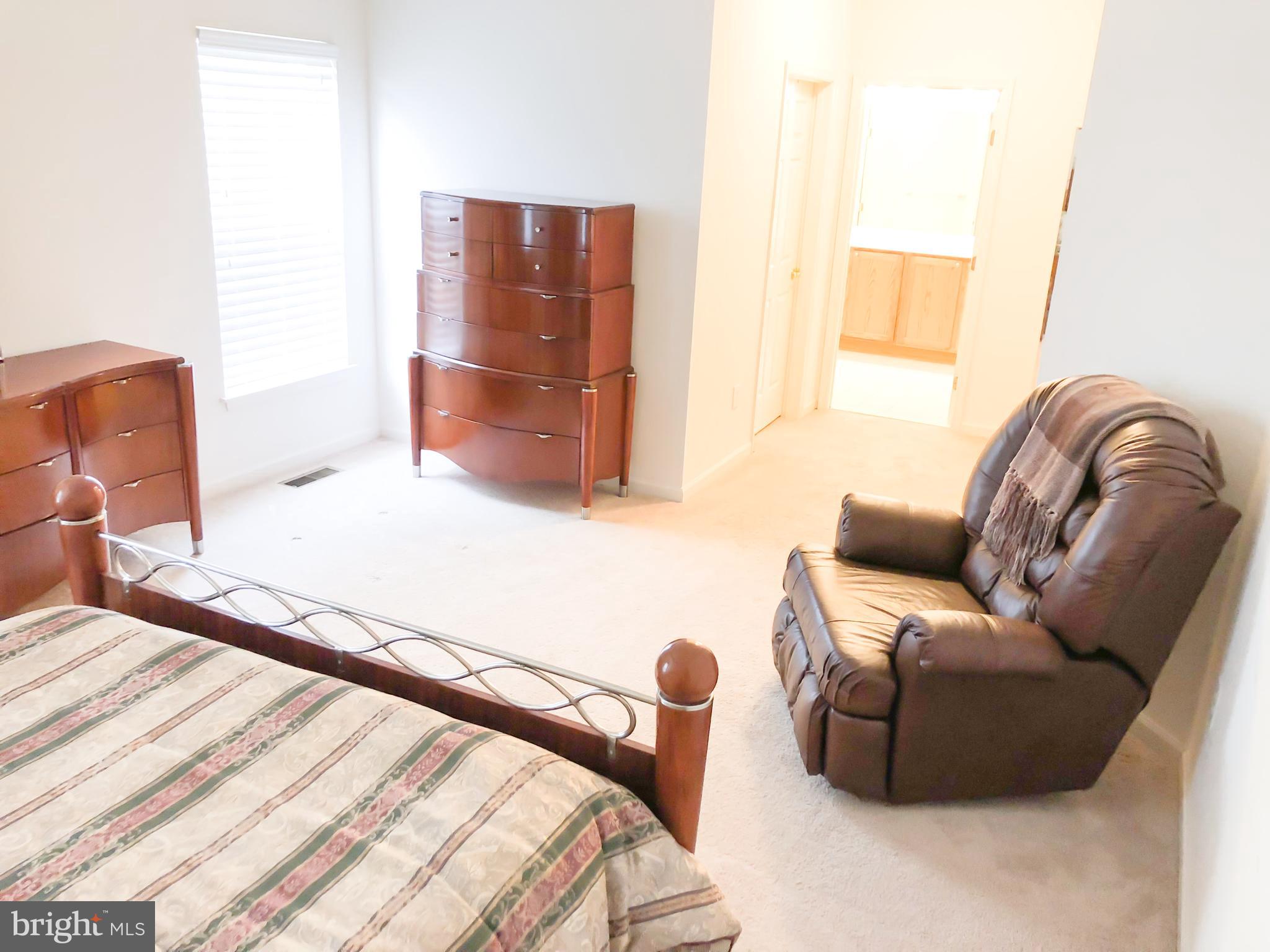 ELLICOTT MEADOWS - Residential