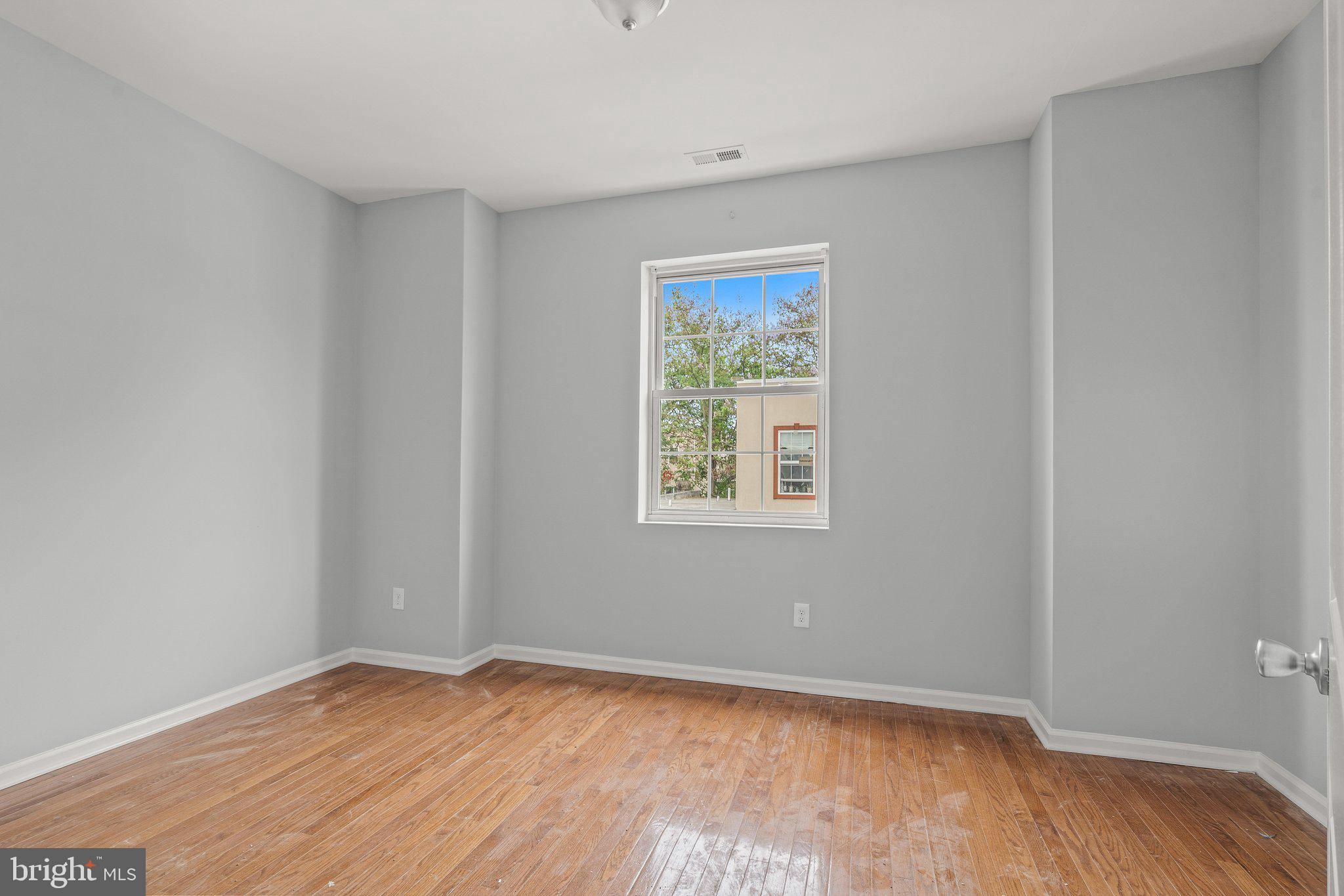 TEMPLE UNIVERSITY - Residential Lease