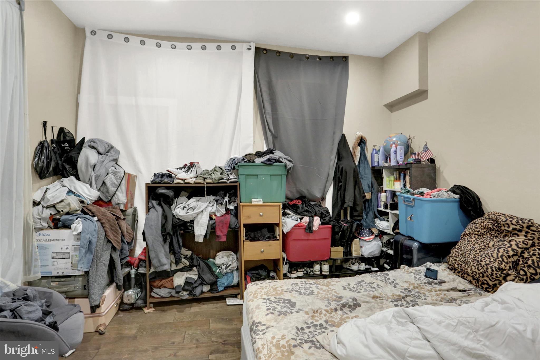 ALLISON HILL - Commercial Sale